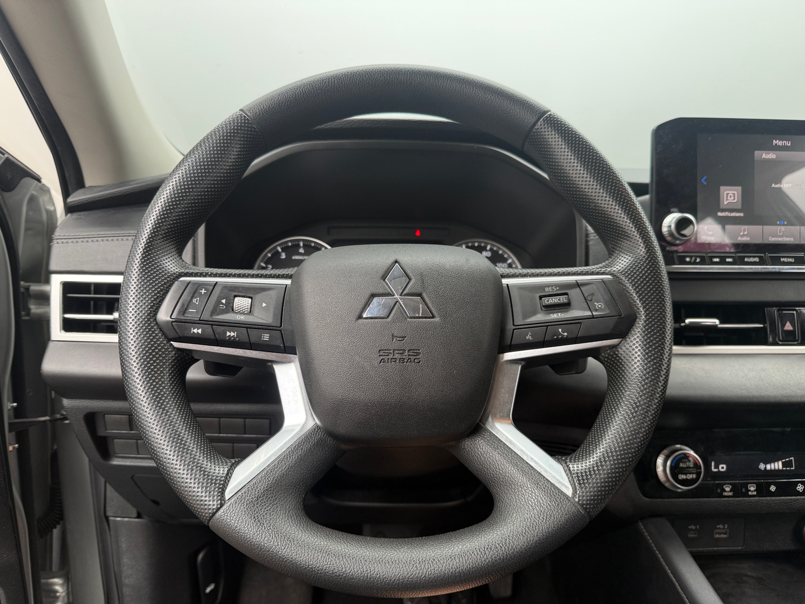 Thumbnail: 2022 Mitsubishi Outlander - 5