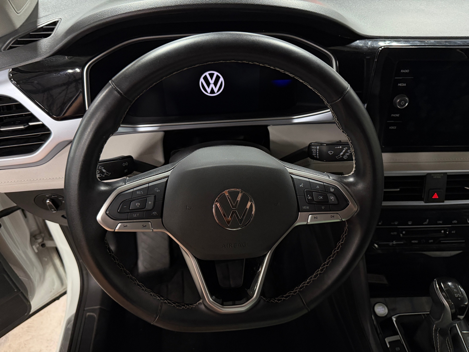Thumbnail: 2025 Volkswagen Taos - 5