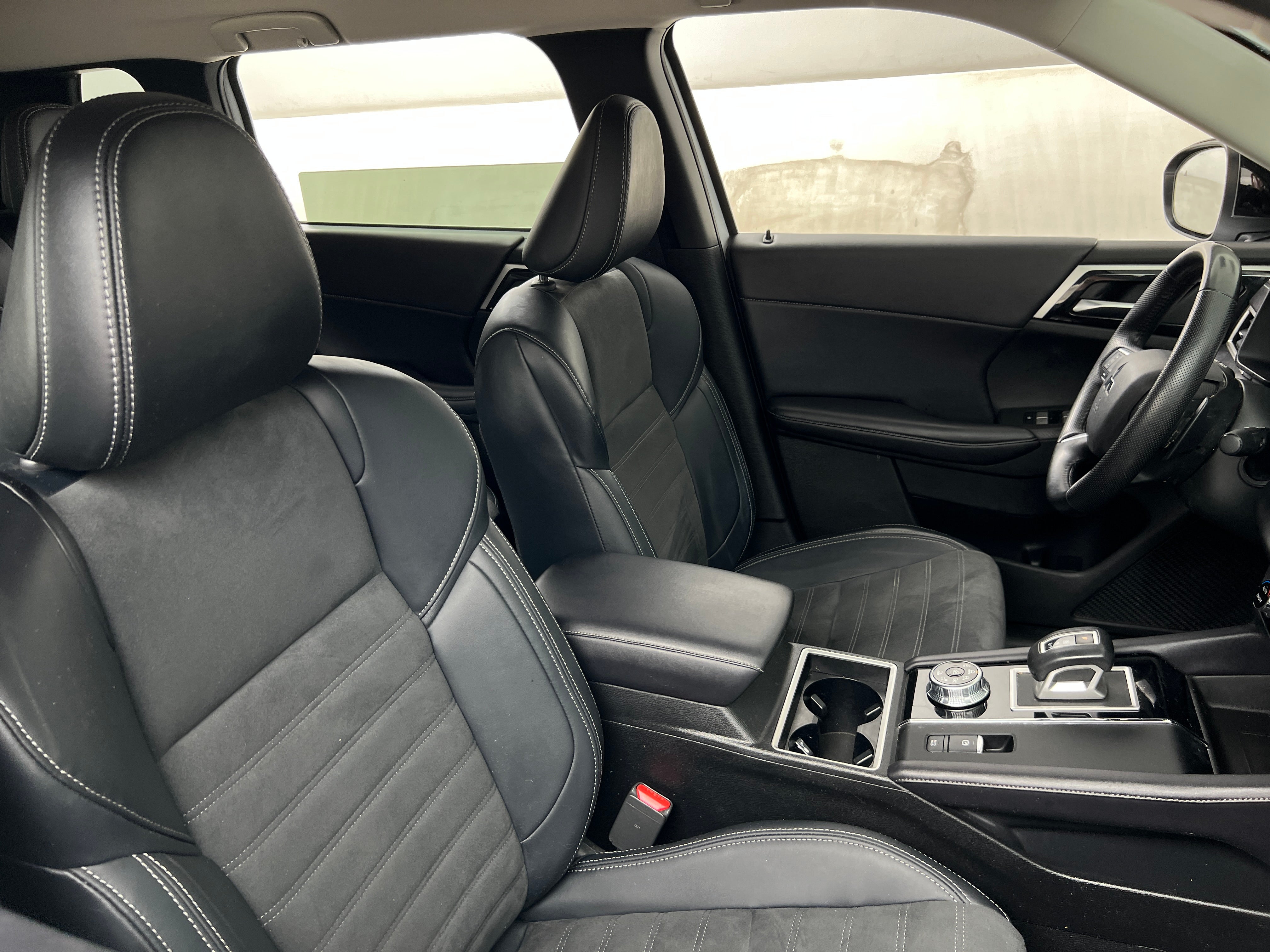 2024 Mitsubishi Outlander