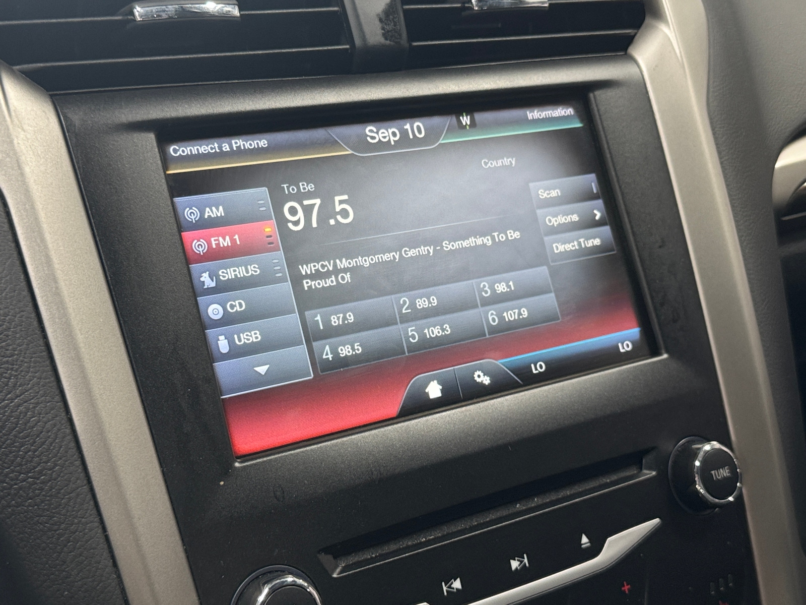 Thumbnail: 2014 Ford Fusion - 3