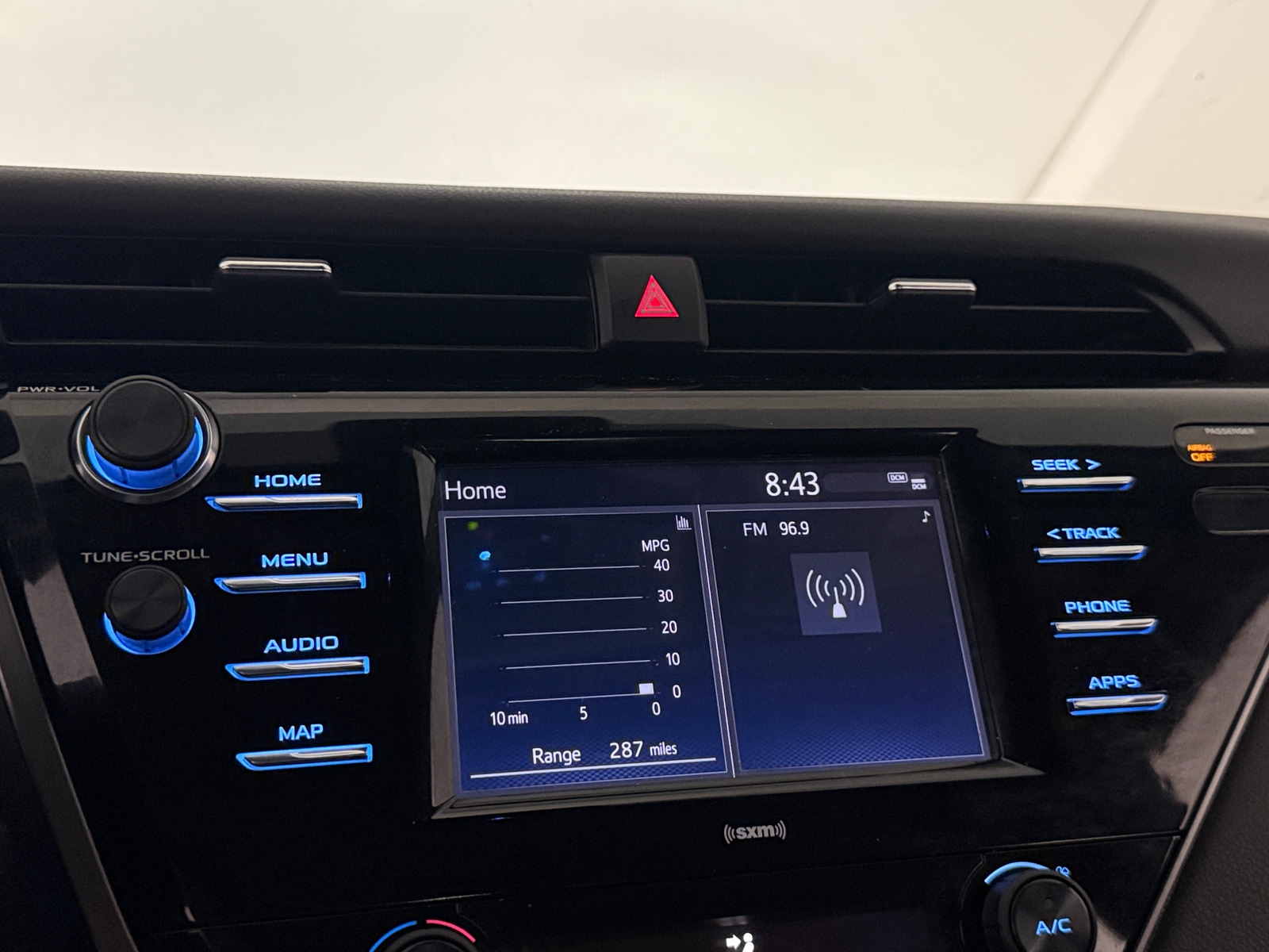 Thumbnail: 2020 Toyota Camry - 4