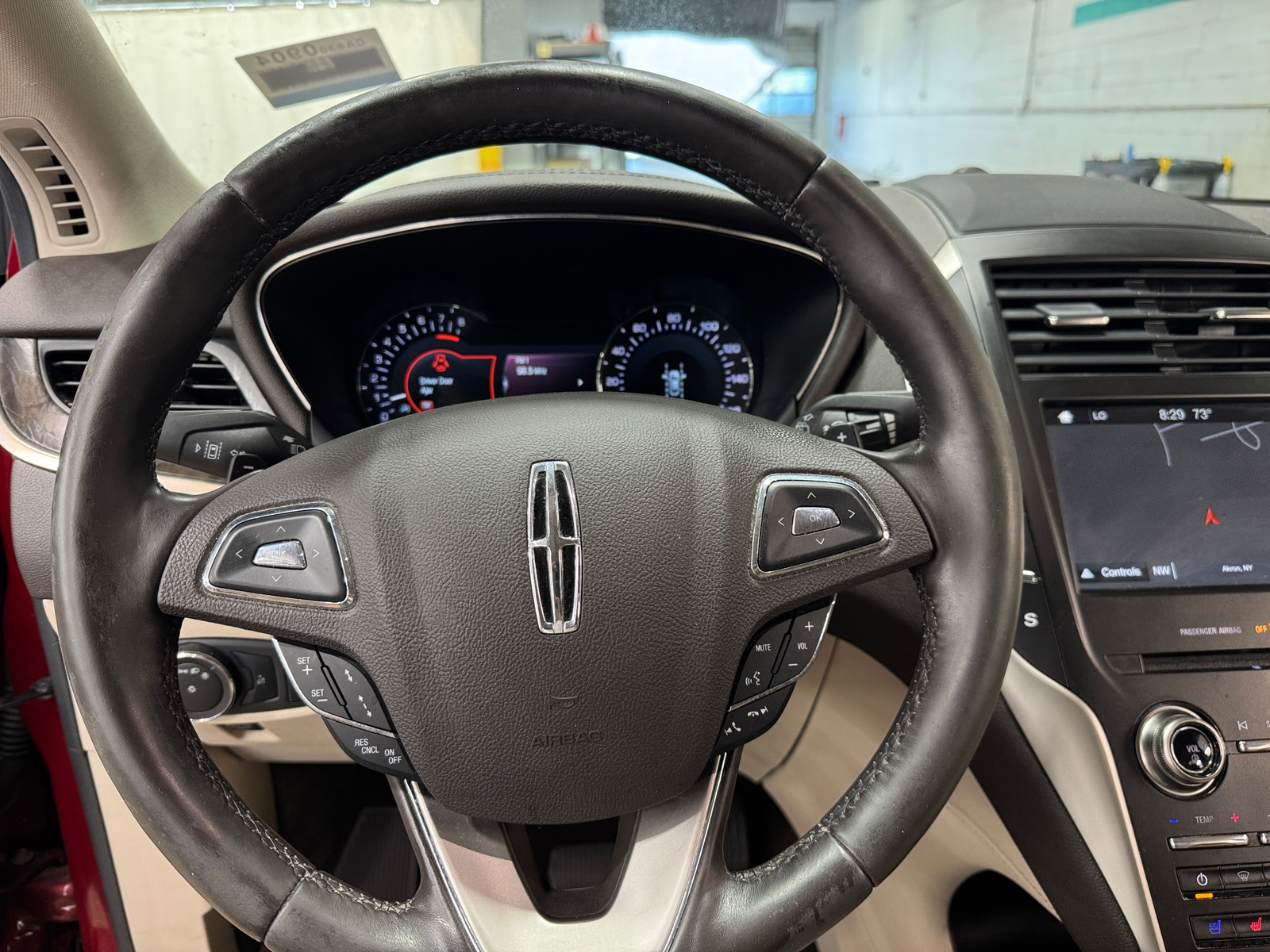 Thumbnail: 2019 Lincoln MKC - 4
