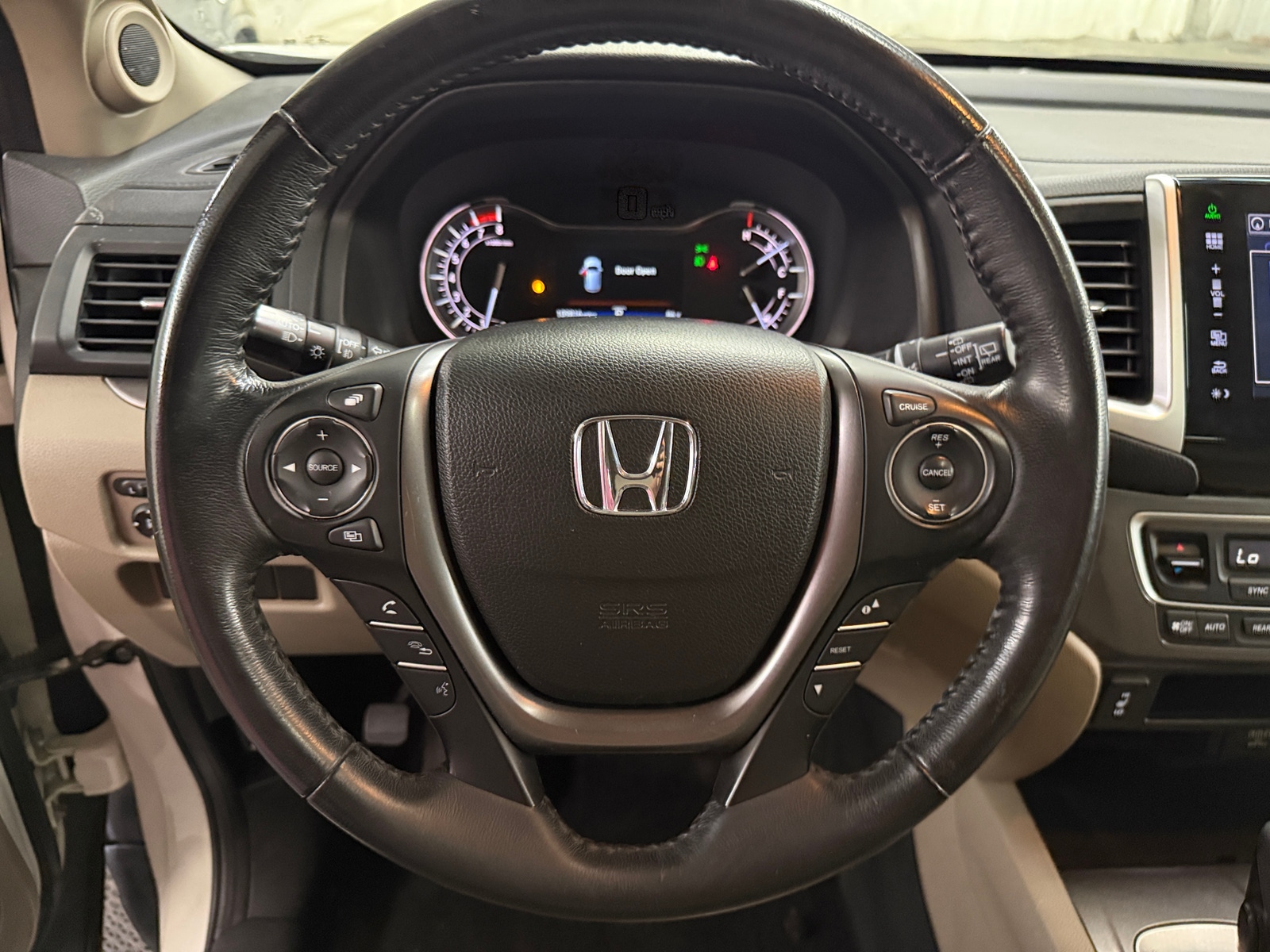 Thumbnail: 2016 Honda Pilot - 5