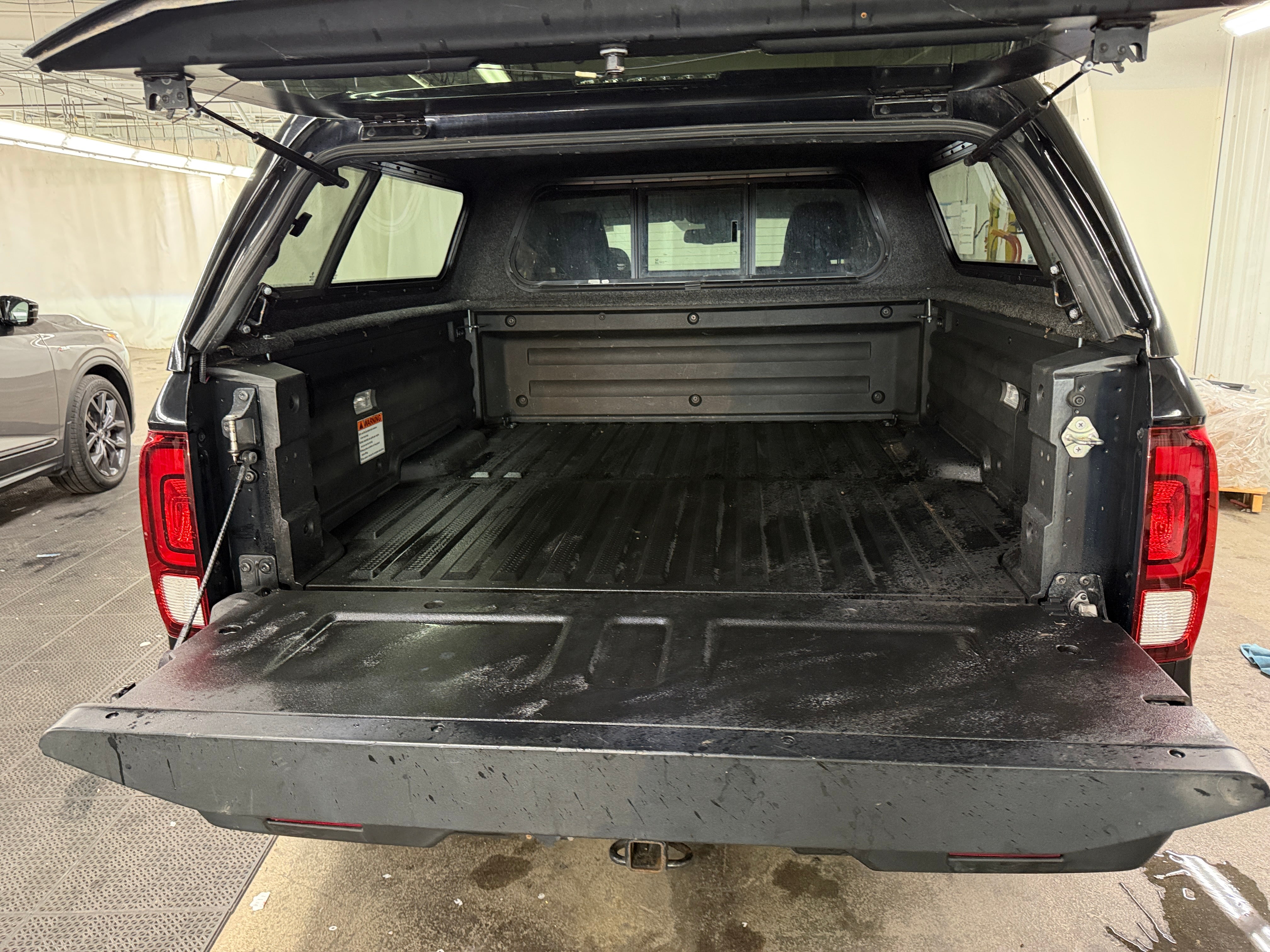 2017 Honda Ridgeline RTL-E - Photo 2