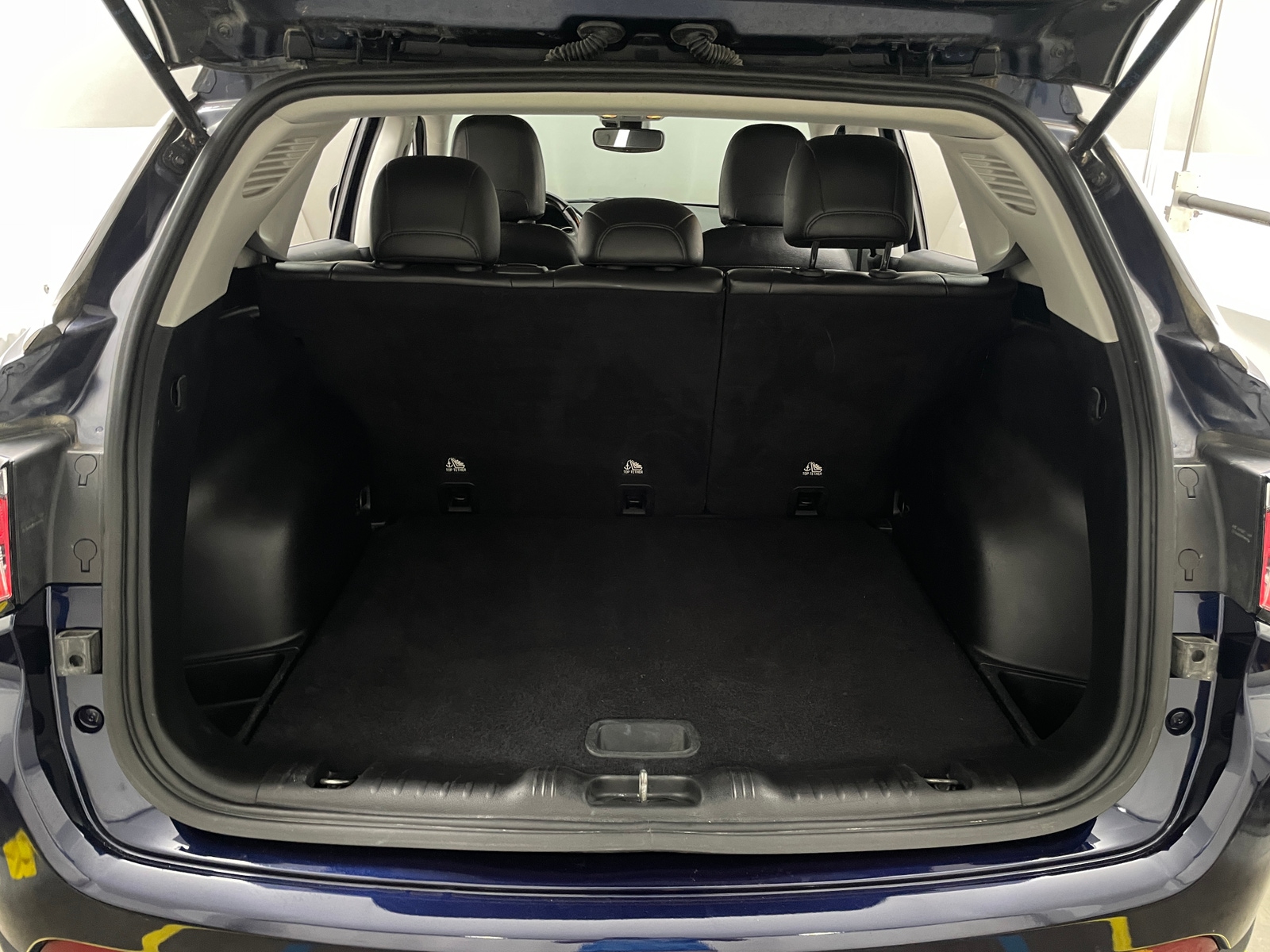 Thumbnail: 2021 Jeep Compass - 6