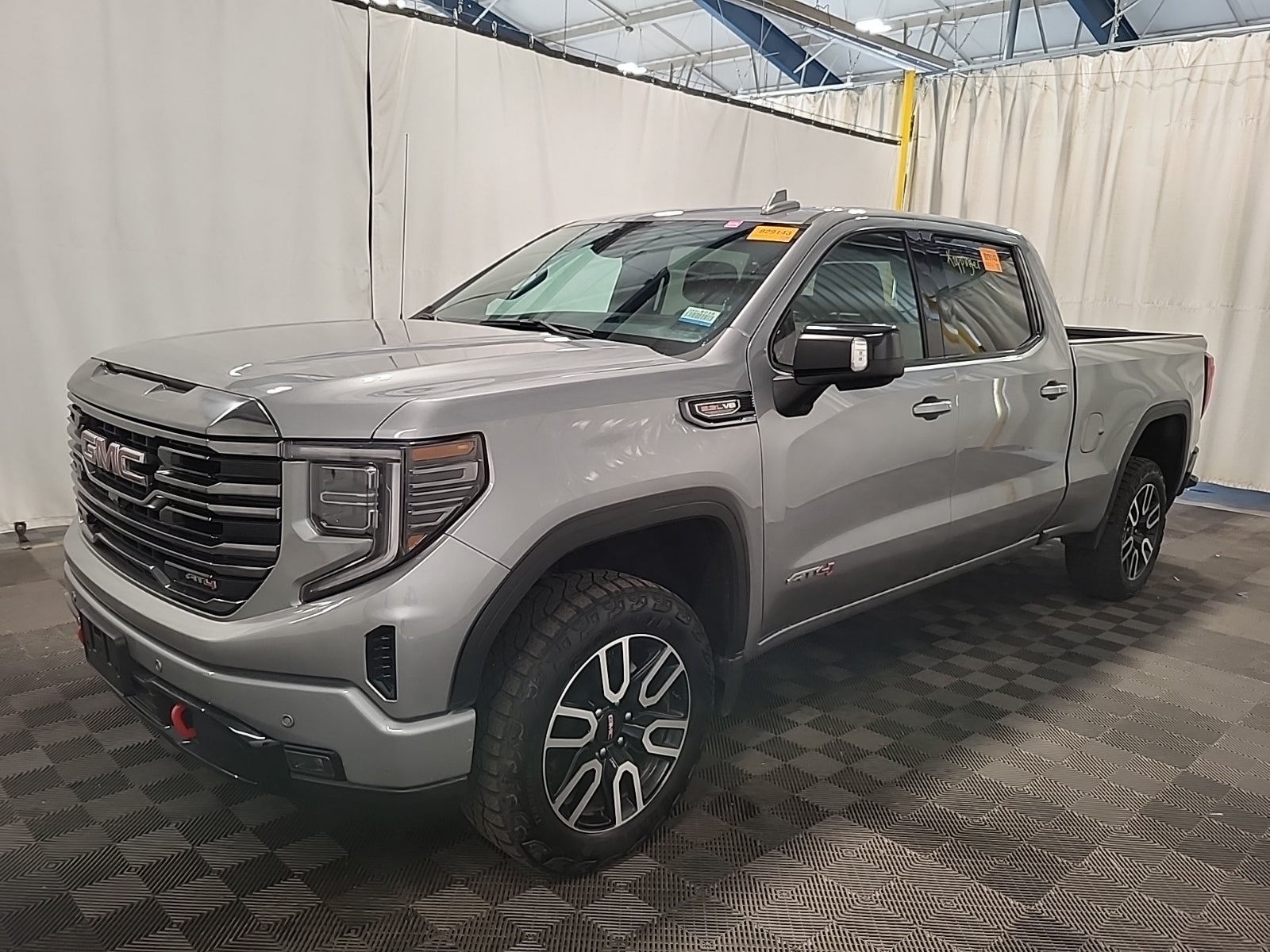 2024 GMC Sierra 1500 4WD Crew Cab 157" AT4