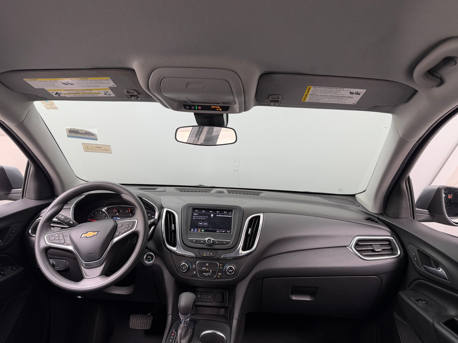 Thumbnail: 2023 Chevrolet Equinox - 3