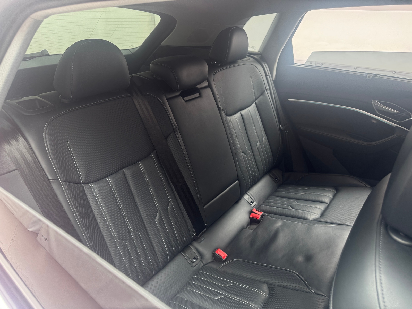 Thumbnail: 2019 Audi e-tron - 5