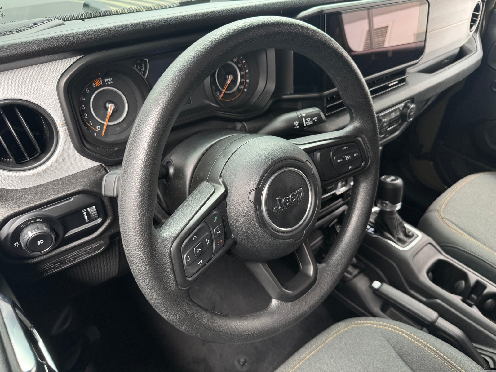 Thumbnail: 2025 Jeep Wrangler - 4