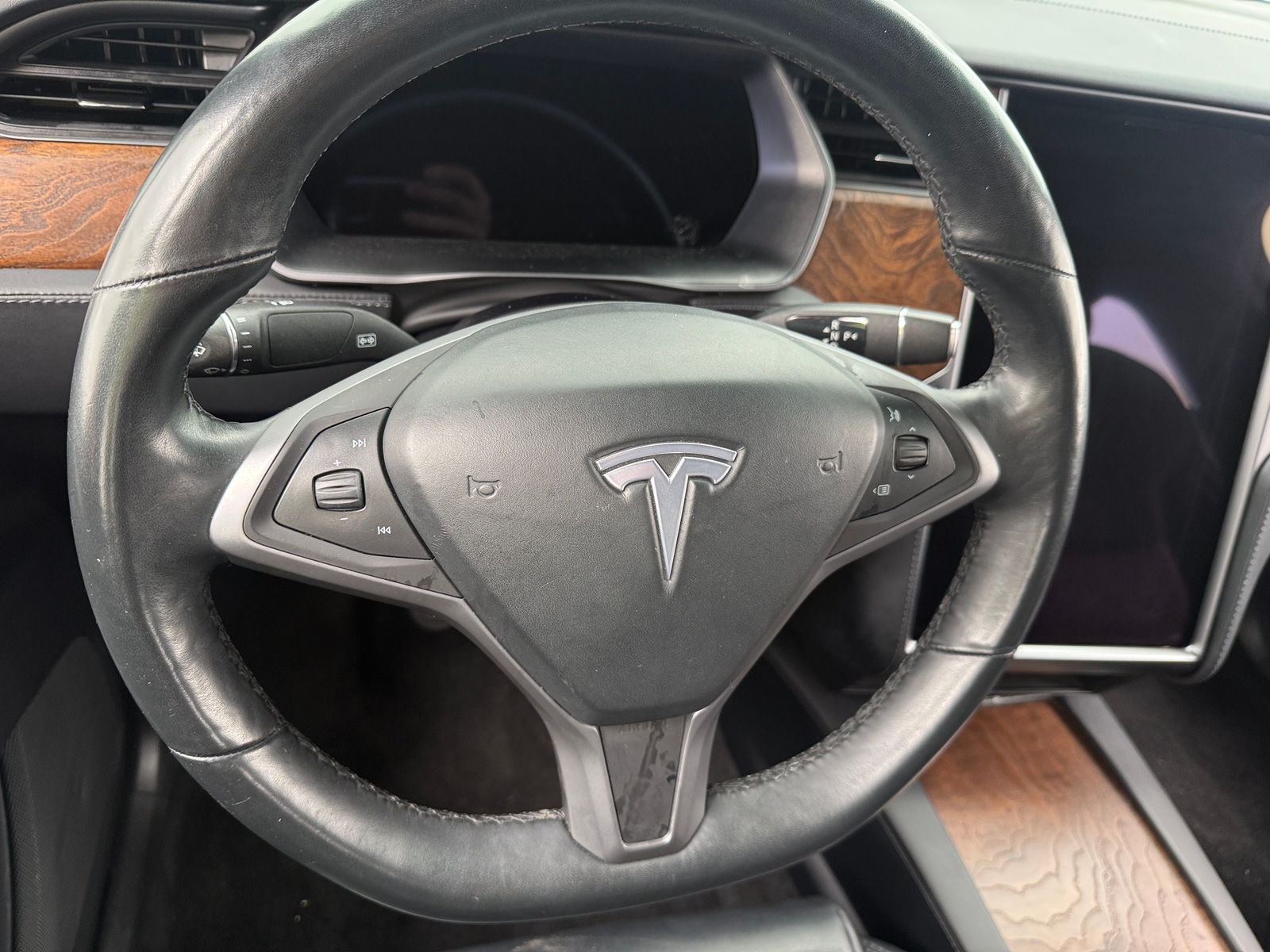 Thumbnail: 2020 Tesla Model X - 4