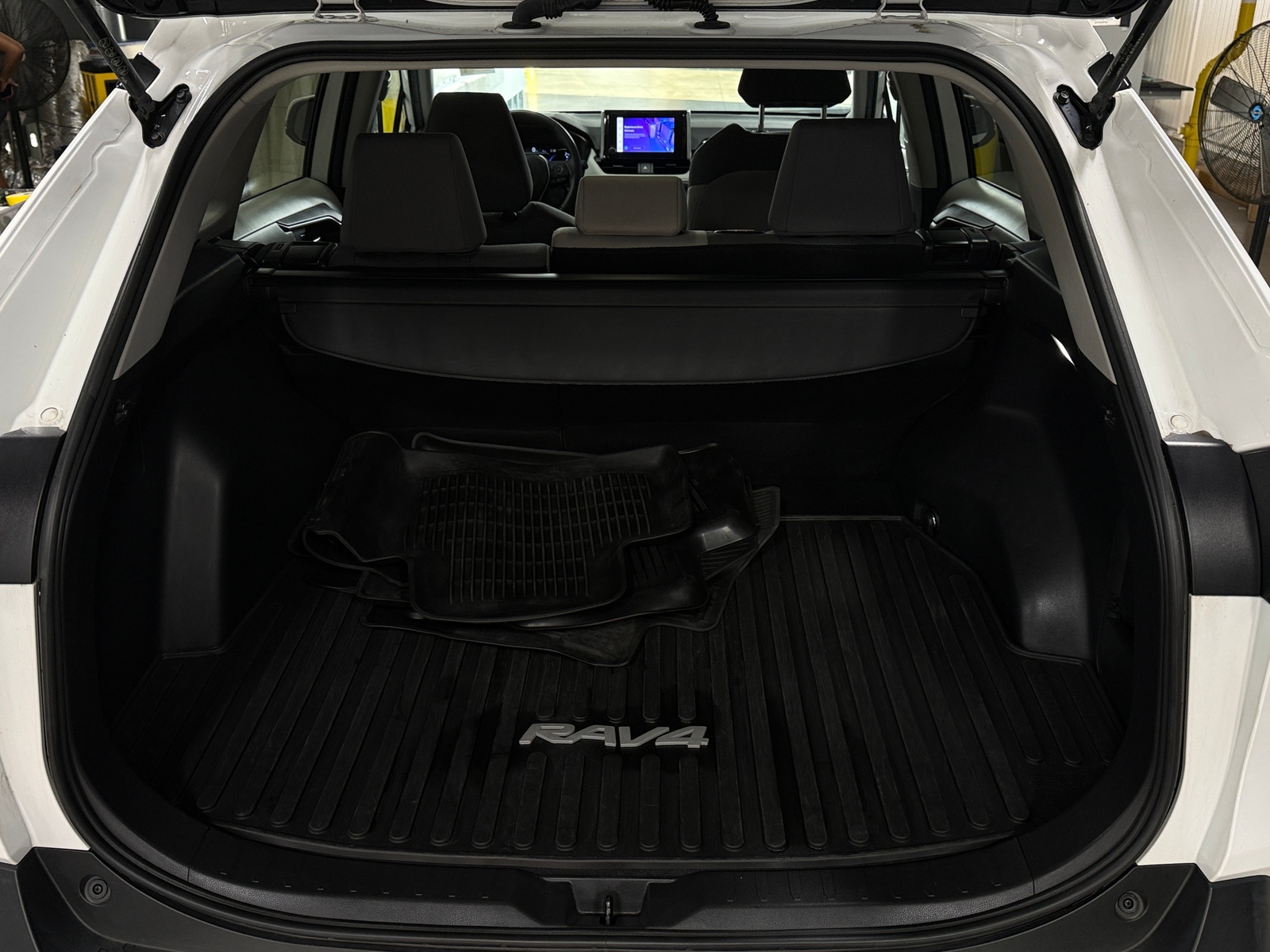Thumbnail: 2023 Toyota RAV4 - 7