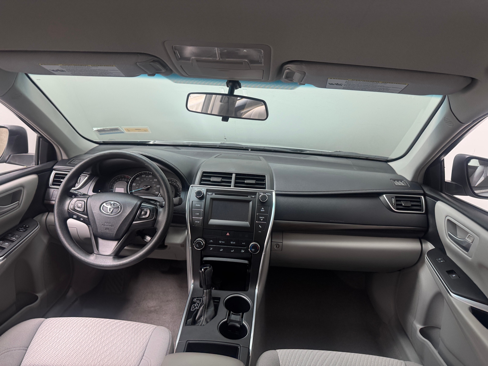 Thumbnail: 2015 Toyota Camry - 3