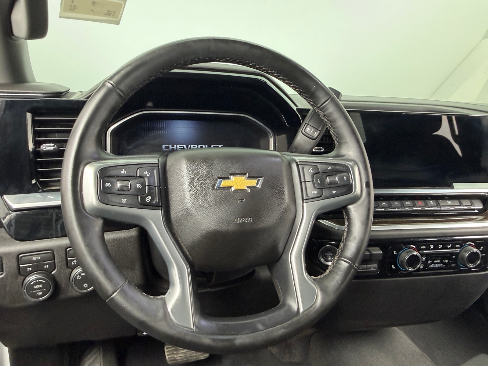 Thumbnail: 2026 Chevrolet Silverado 1500 - 5
