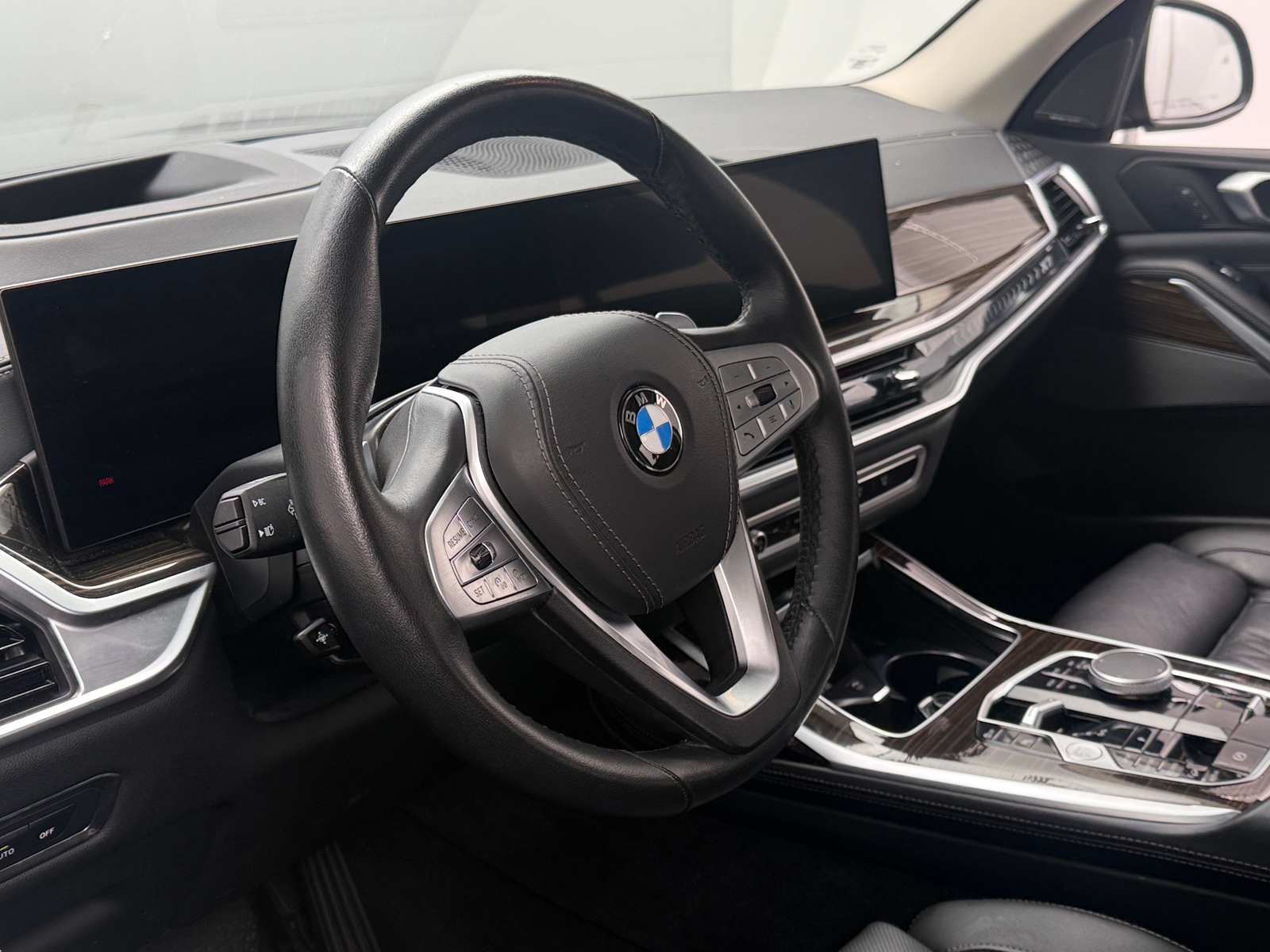 Thumbnail: 2026 BMW X7 - 5