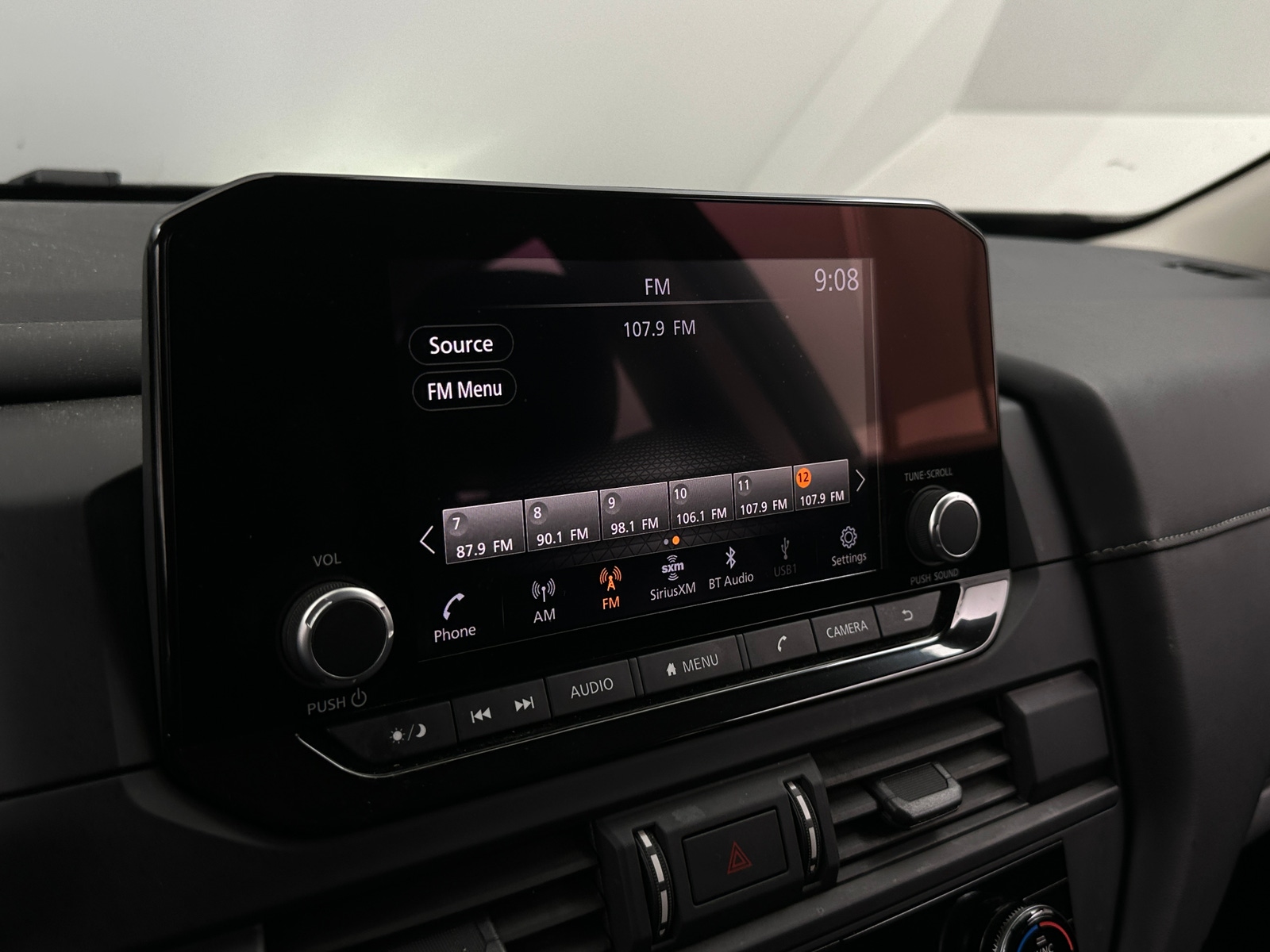 Thumbnail: 2023 Nissan Pathfinder - 4
