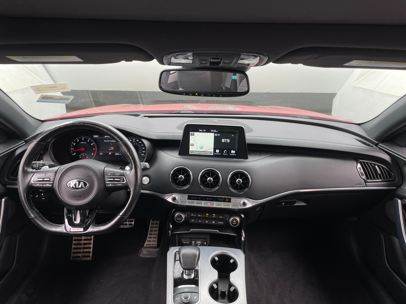 Thumbnail: 2019 Kia Stinger - 2