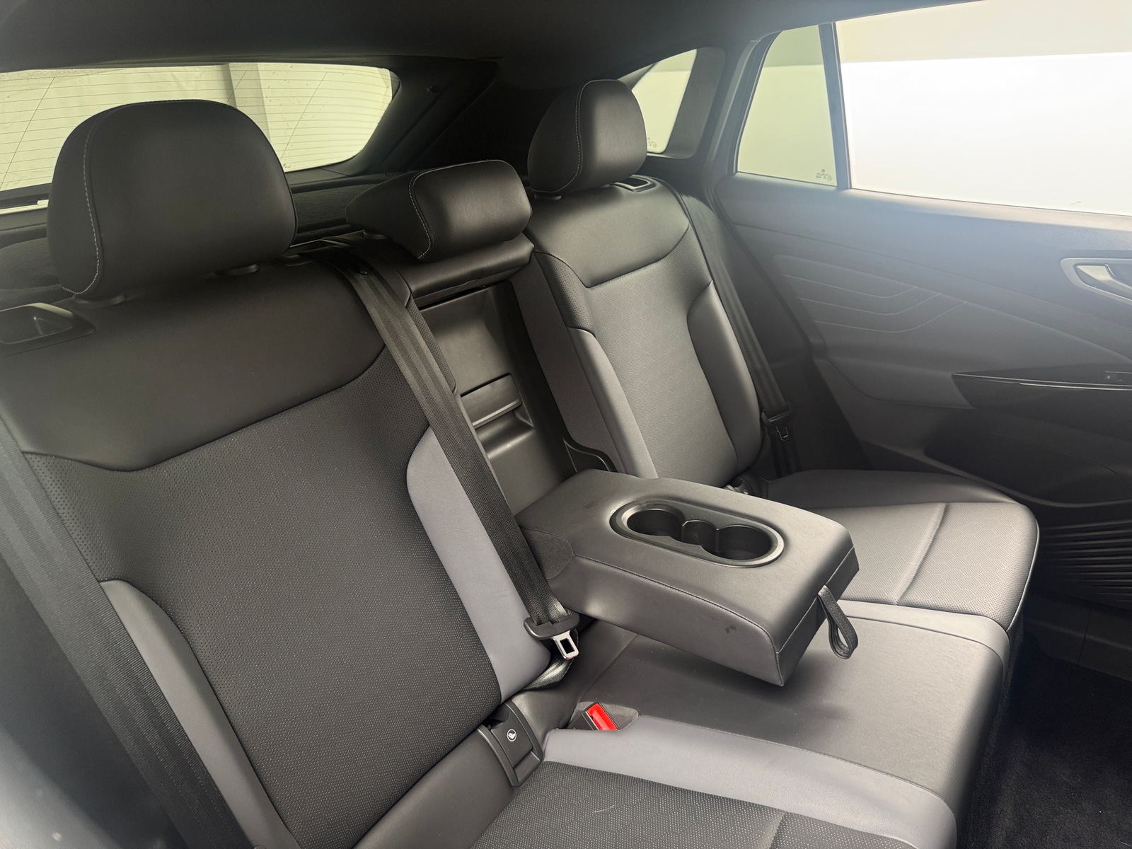 Thumbnail: 2024 Volkswagen ID.4 - 6