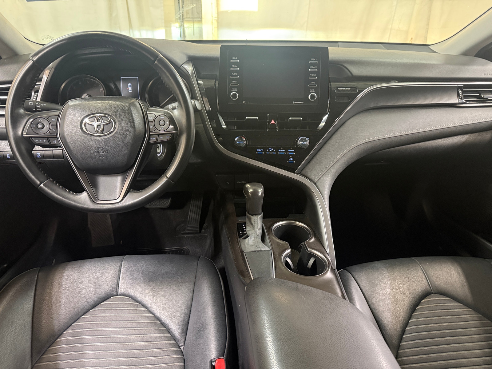 Thumbnail: 2021 Toyota Camry - 3