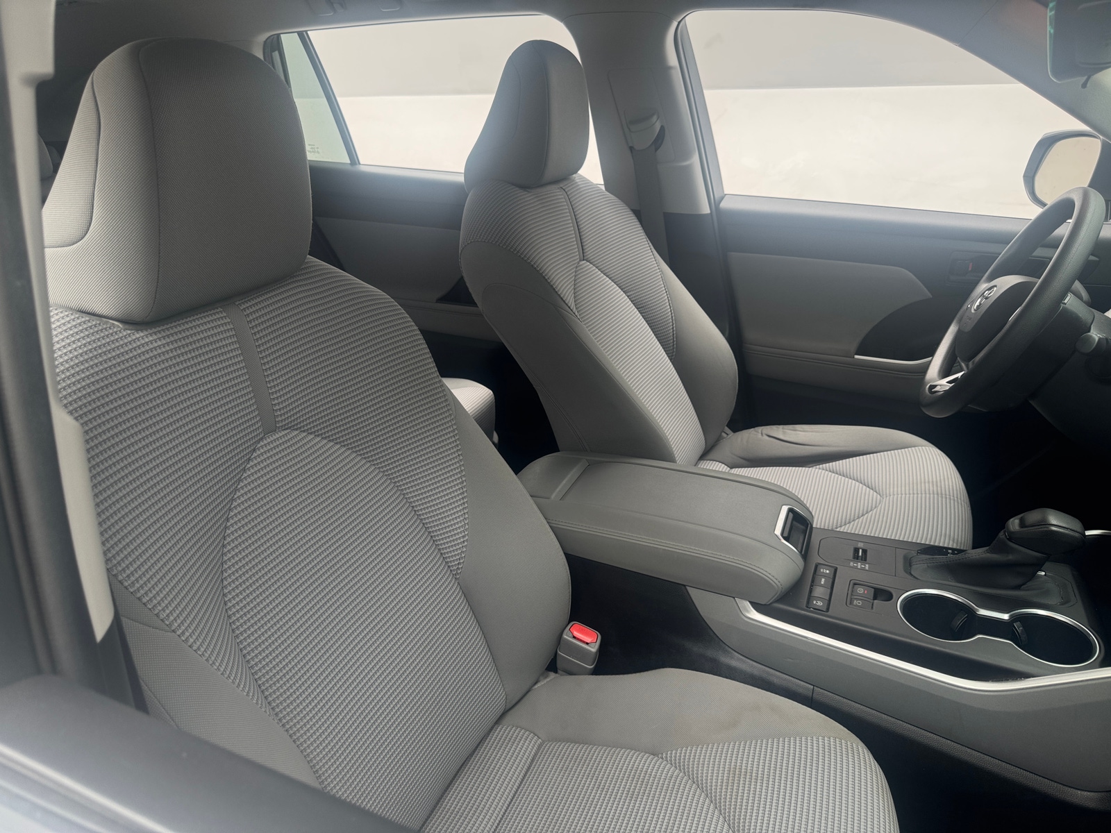 Thumbnail: 2020 Toyota Highlander - 2