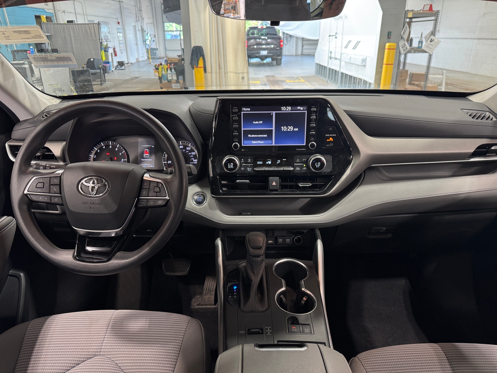 Thumbnail: 2020 Toyota Highlander - 3