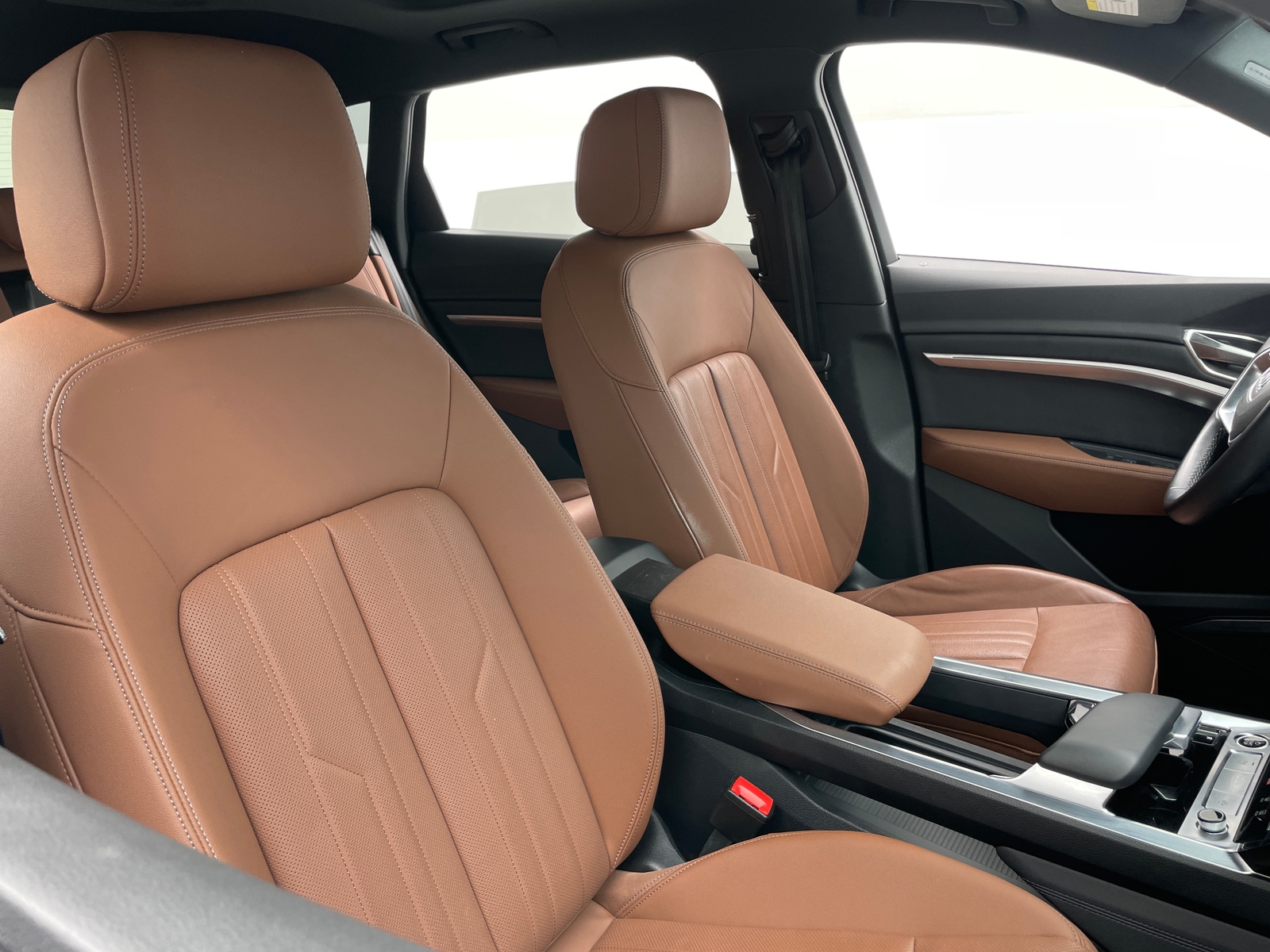 Thumbnail: 2024 Audi Q8 e-tron - 2