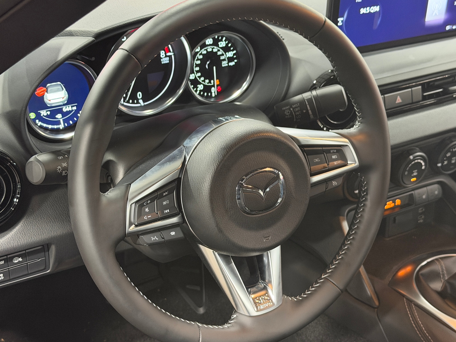 Thumbnail: 2025 Mazda MX-5 Miata - 5