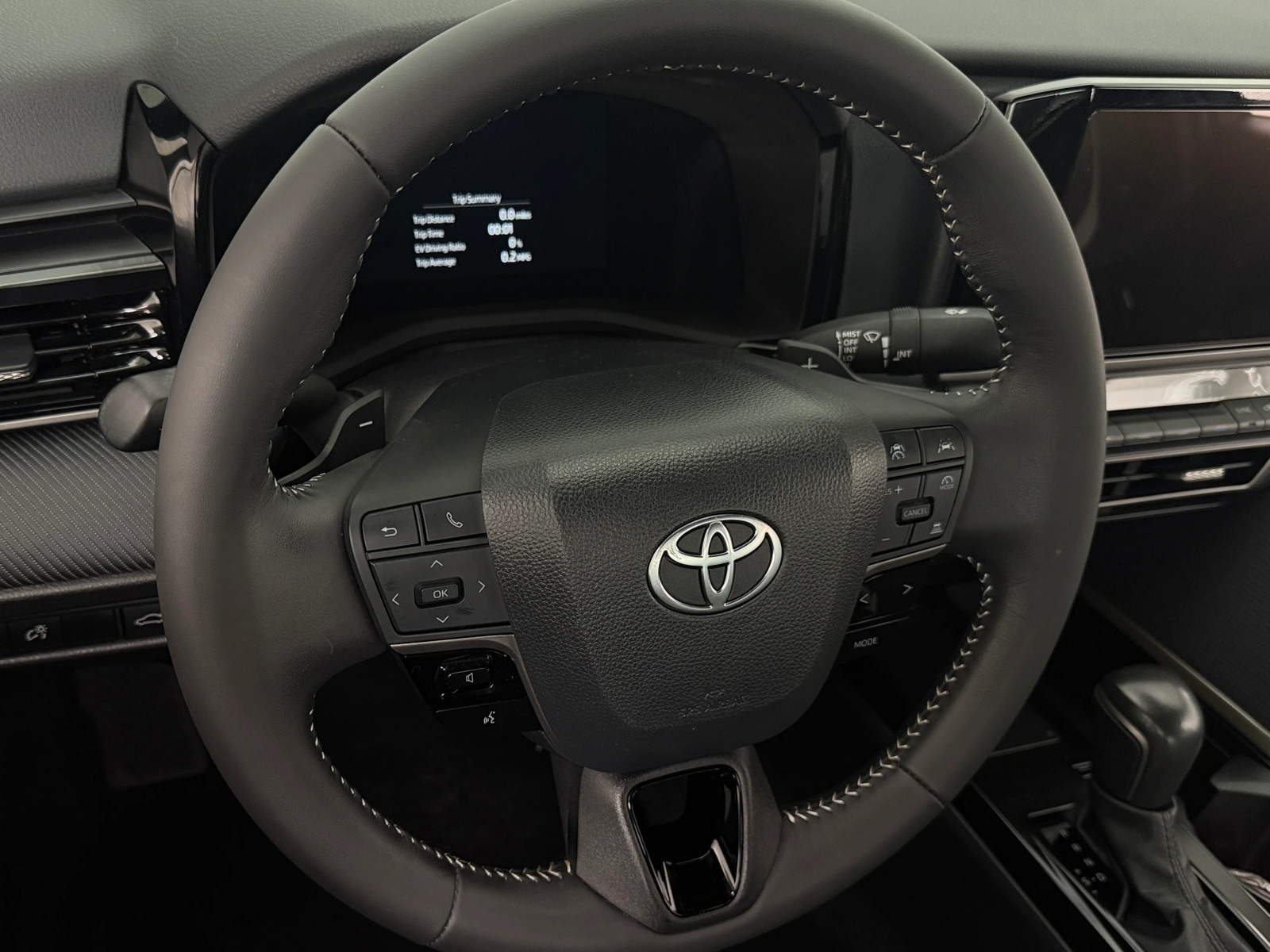 Thumbnail: 2025 Toyota Camry - 4