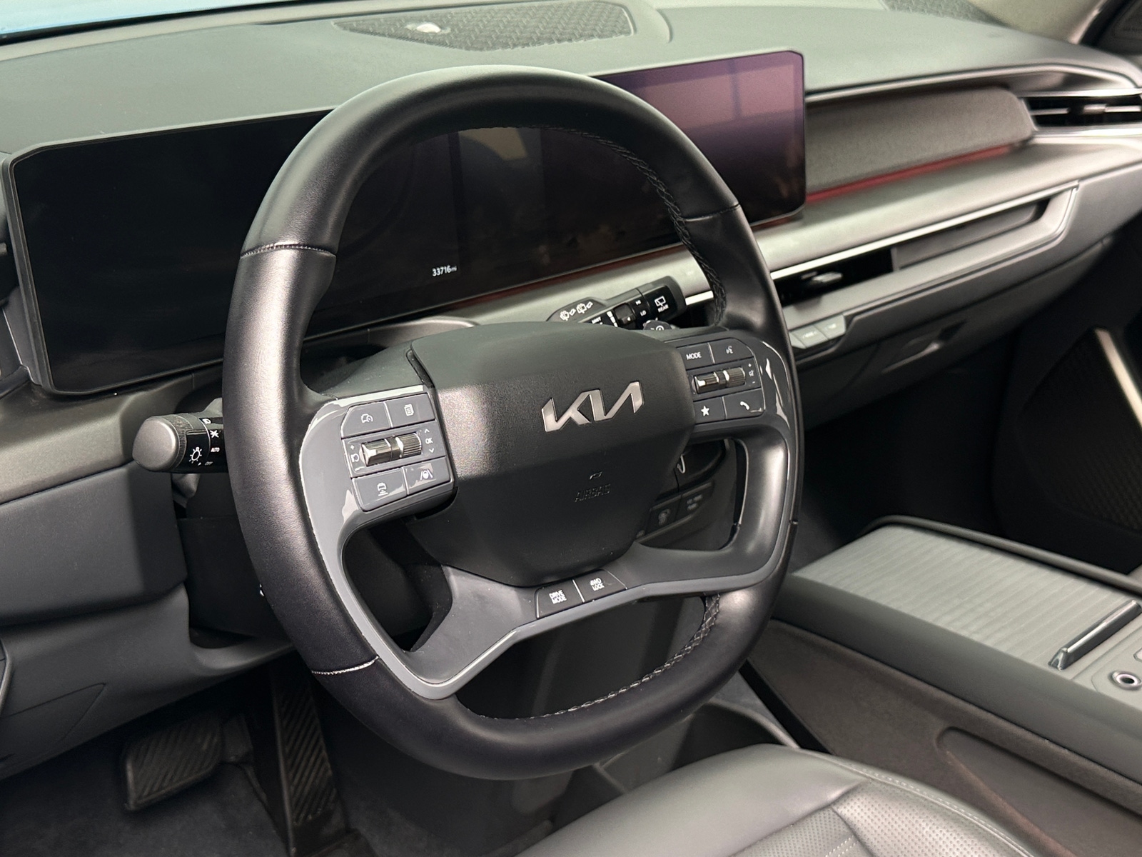 Thumbnail: 2024 Kia EV9 - 4