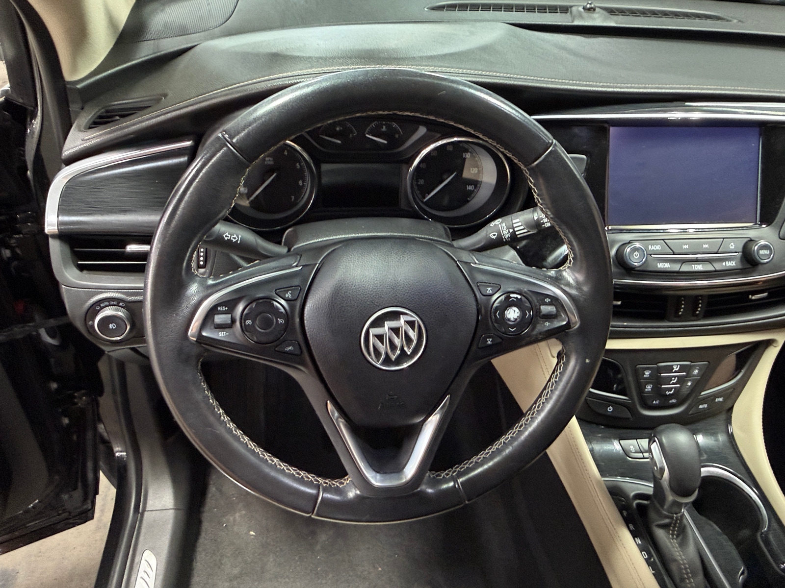 Thumbnail: 2017 Buick Envision - 4