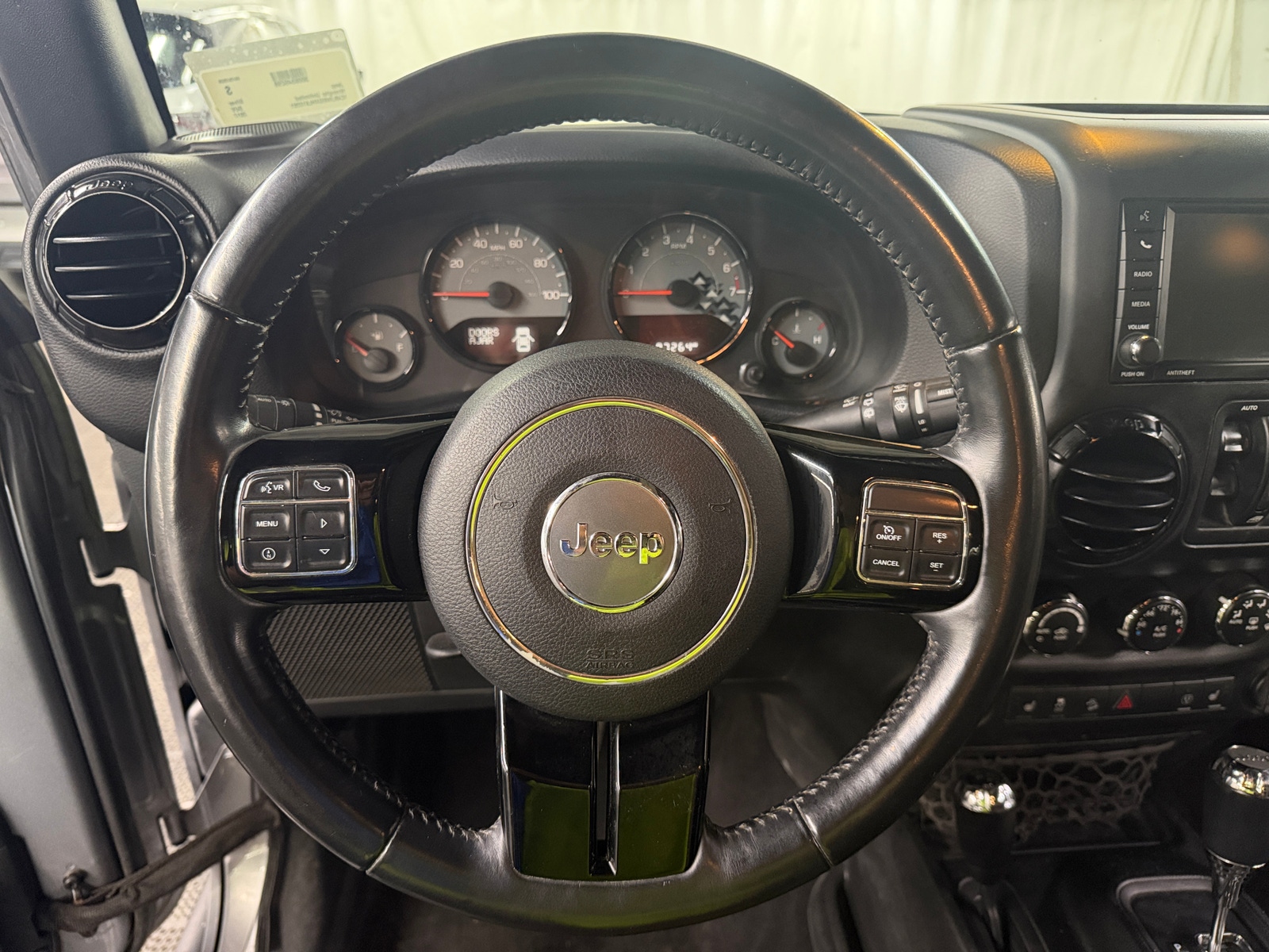 Thumbnail: 2017 Jeep Wrangler - 5