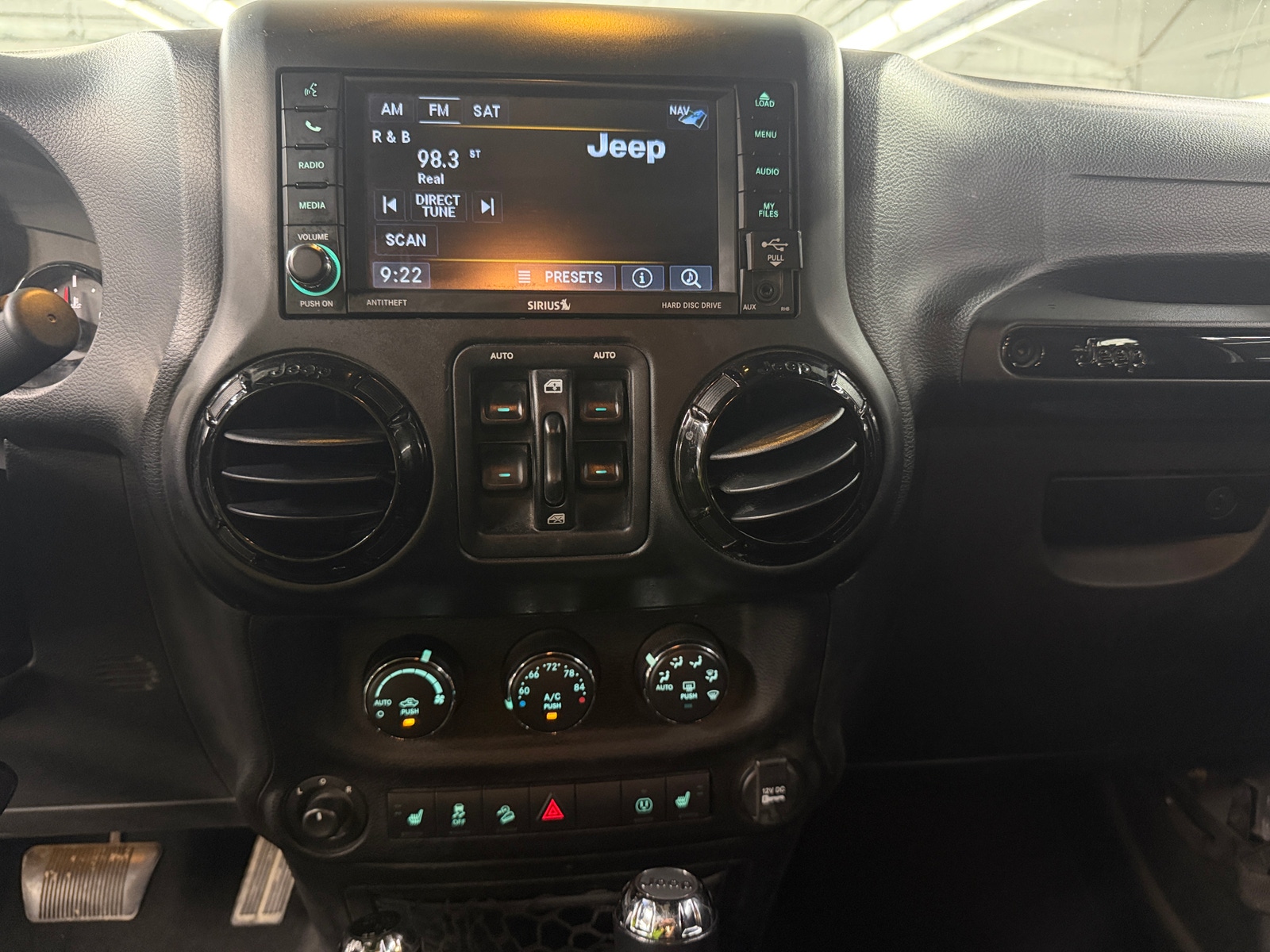 Thumbnail: 2017 Jeep Wrangler - 4