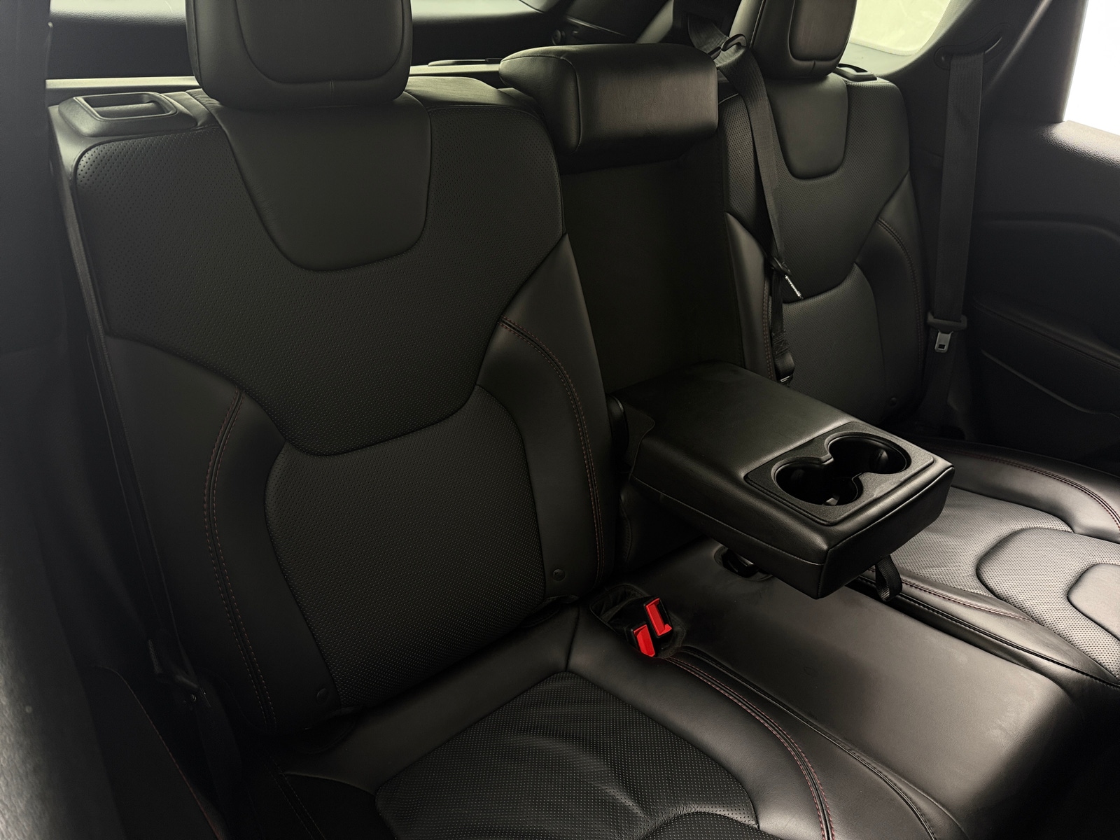 Thumbnail: 2019 Jeep Cherokee - 5