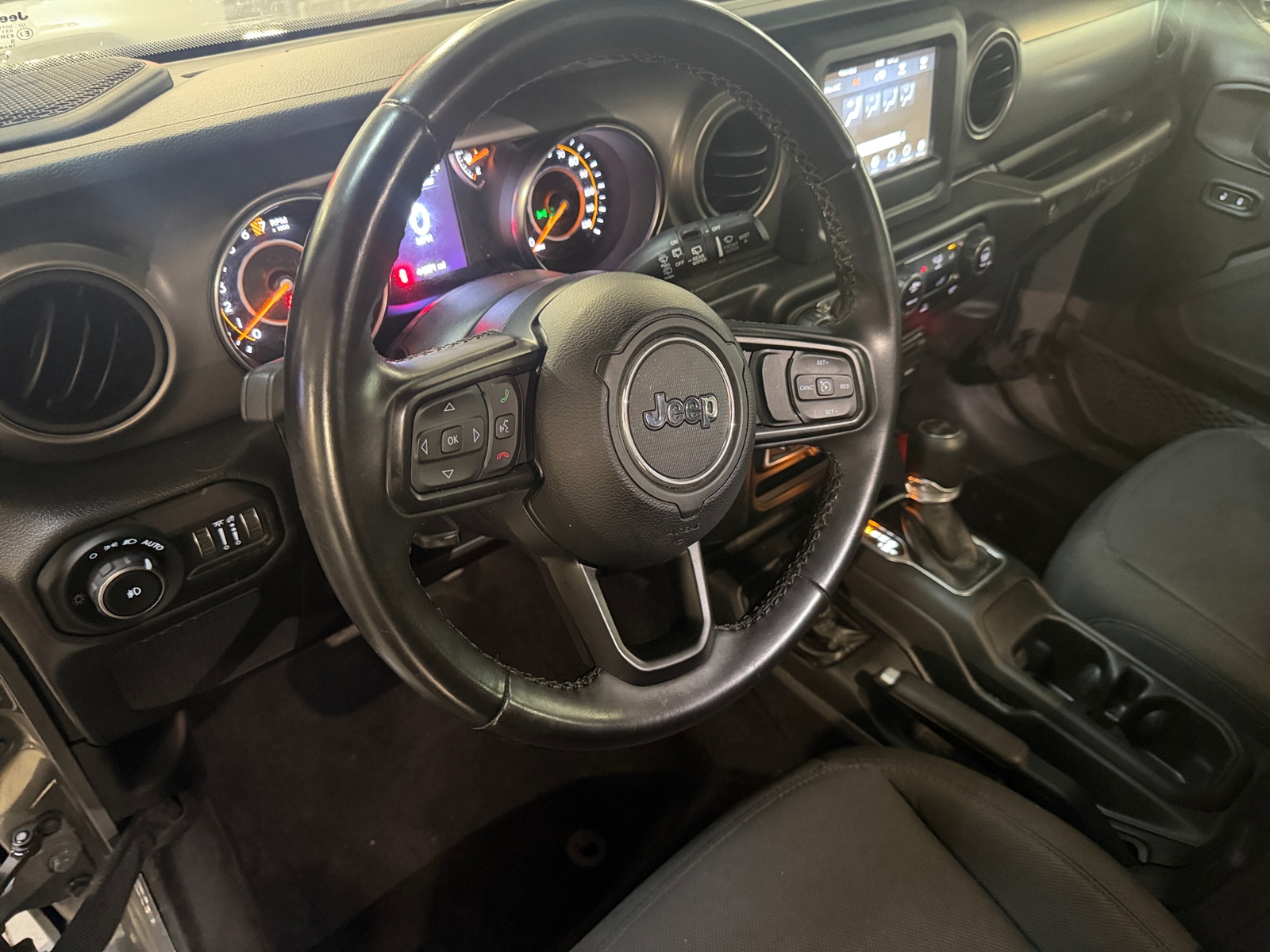 Thumbnail: 2022 Jeep Wrangler - 5