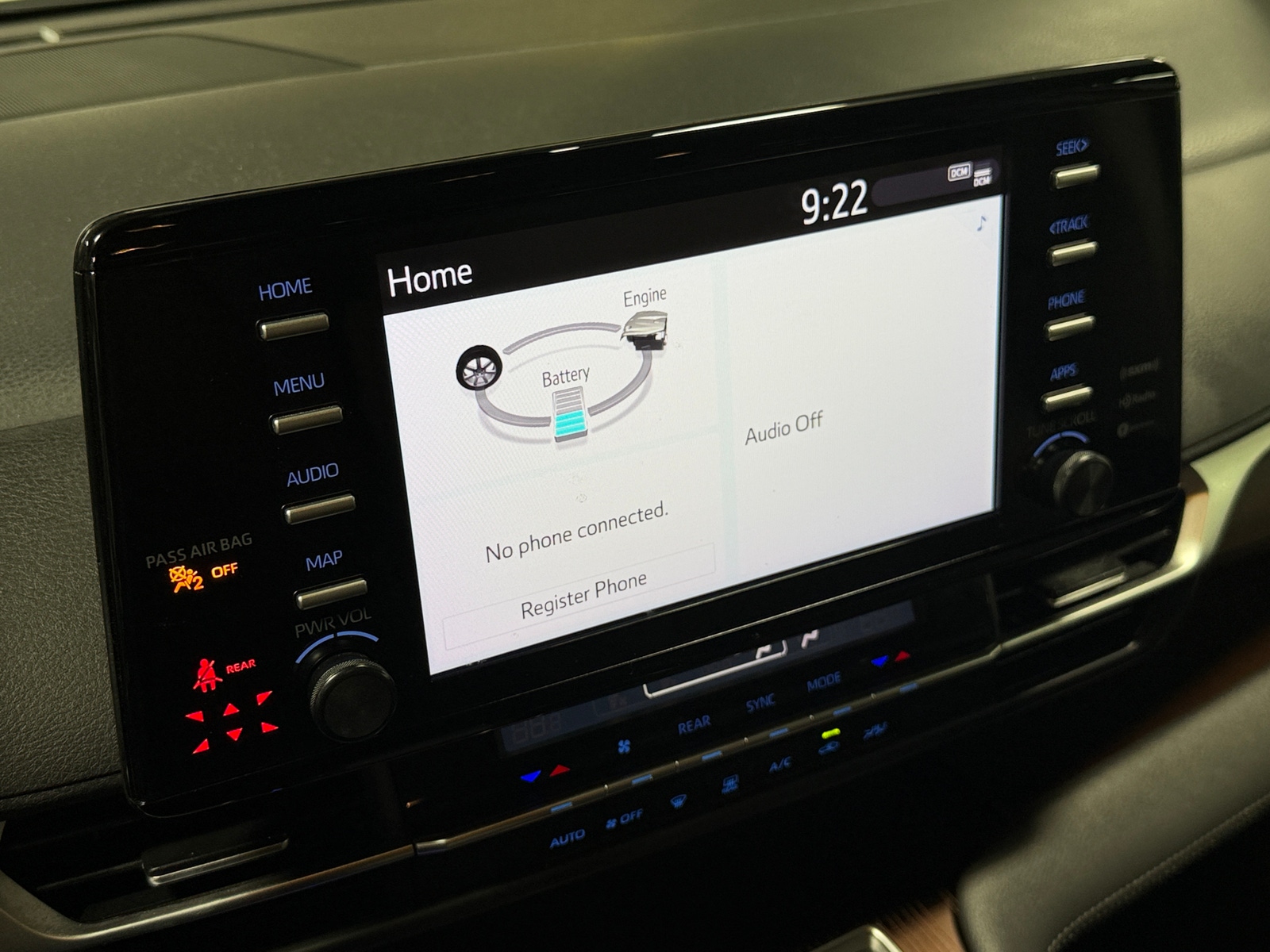 Thumbnail: 2023 Toyota Sienna - 4
