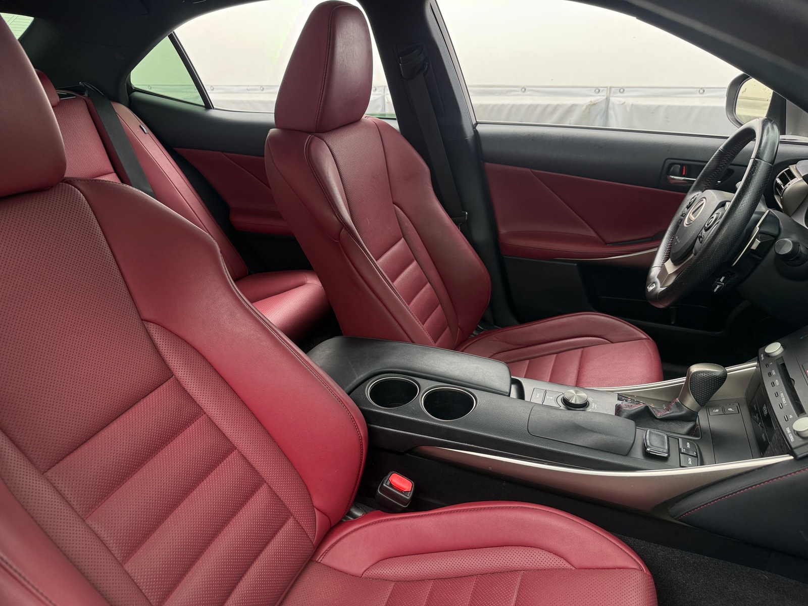 Thumbnail: 2015 Lexus IS - 2