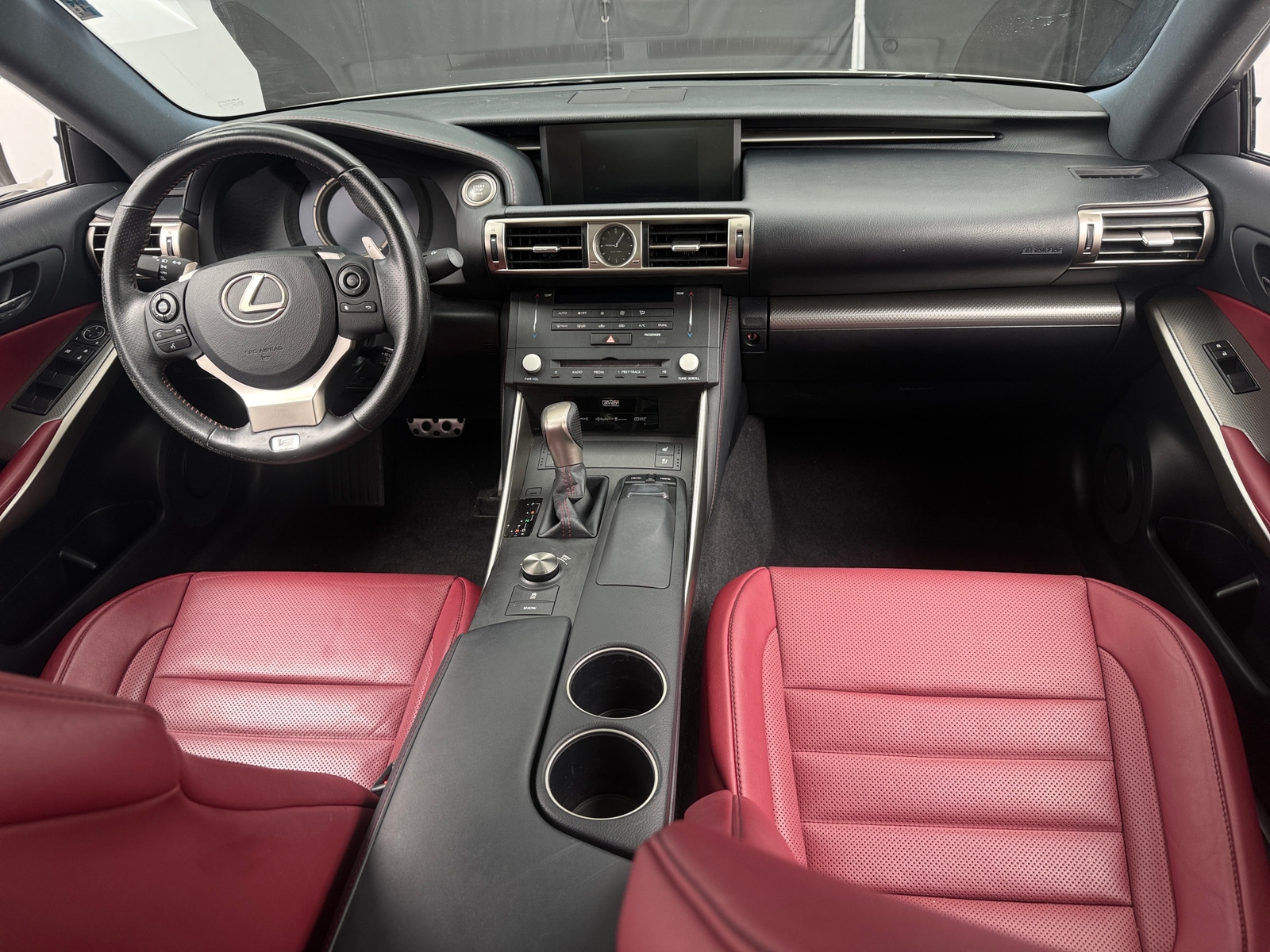 Thumbnail: 2015 Lexus IS - 3