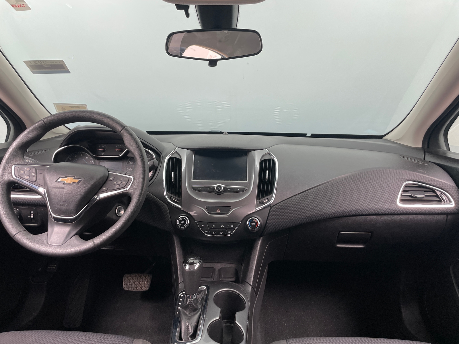 Thumbnail: 2016 Chevrolet Cruze - 3