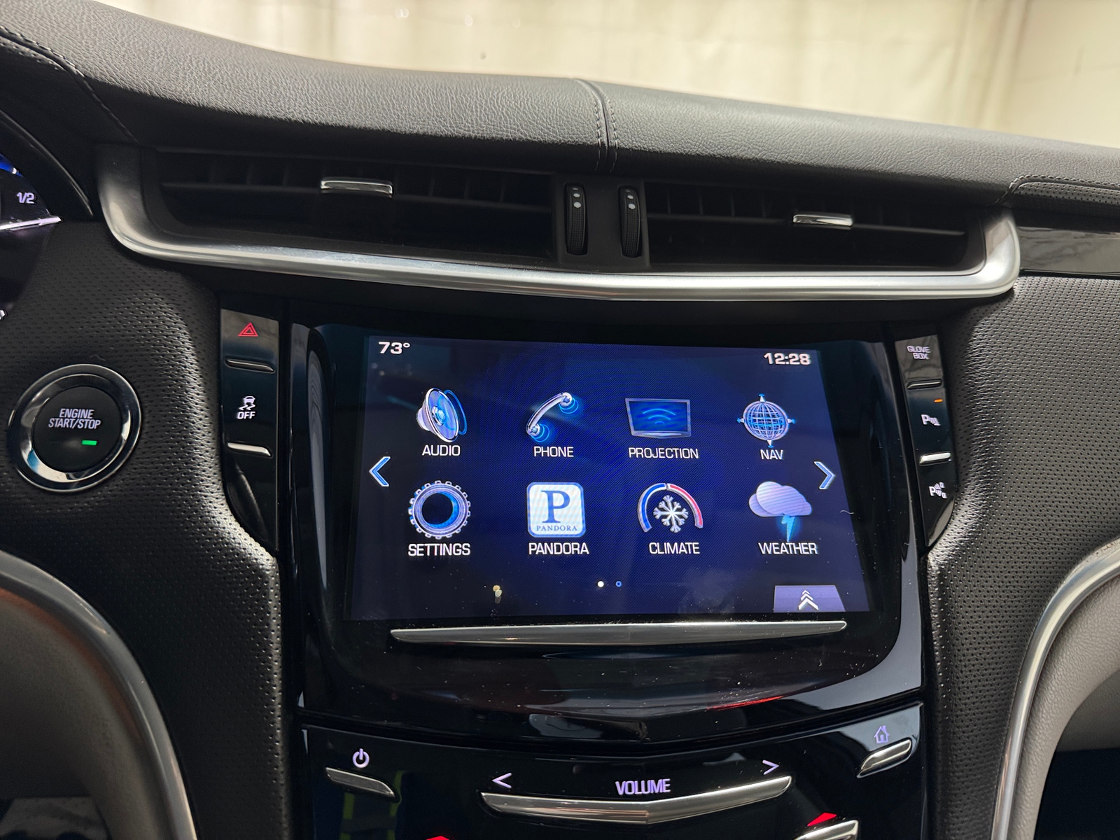 Thumbnail: 2016 Cadillac XTS - 3