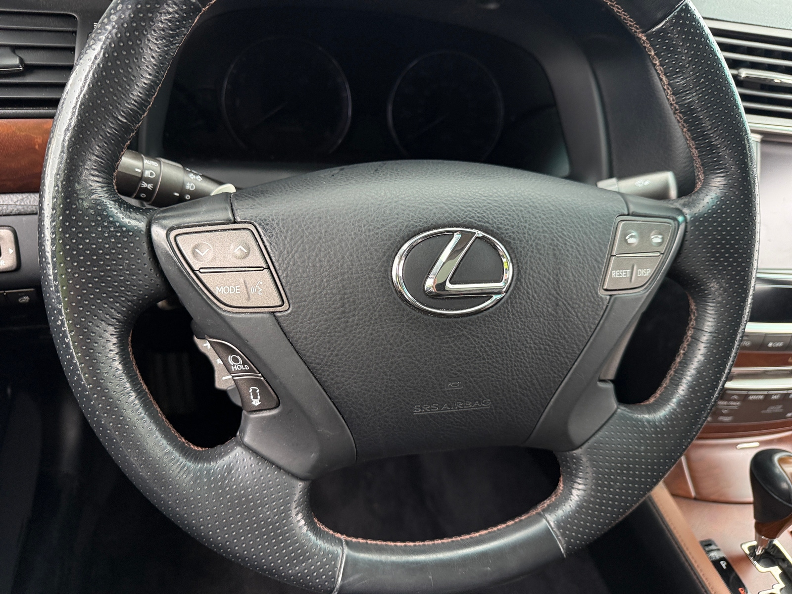Thumbnail: 2010 Lexus LS - 4