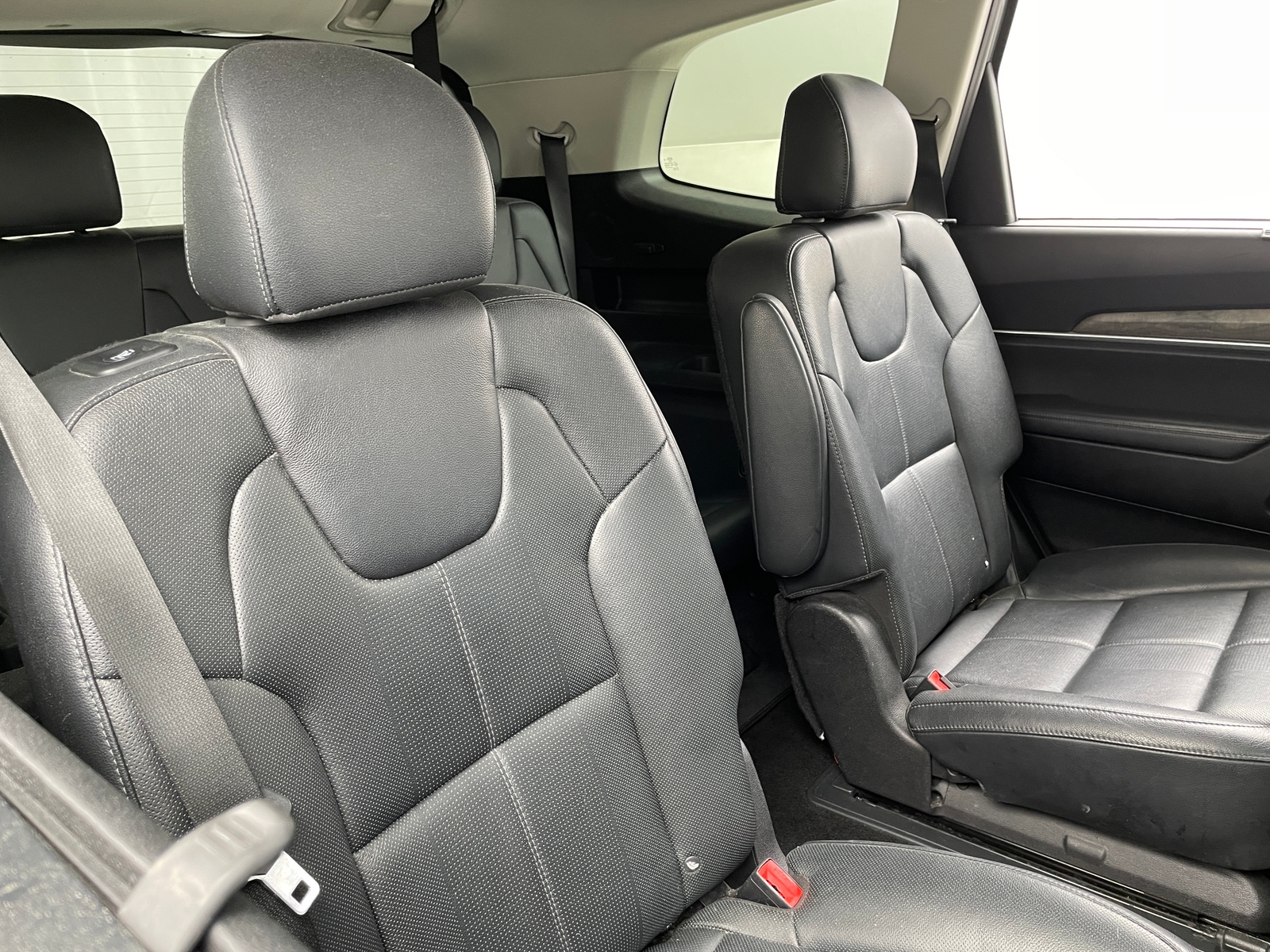 Thumbnail: 2020 Kia Telluride - 5