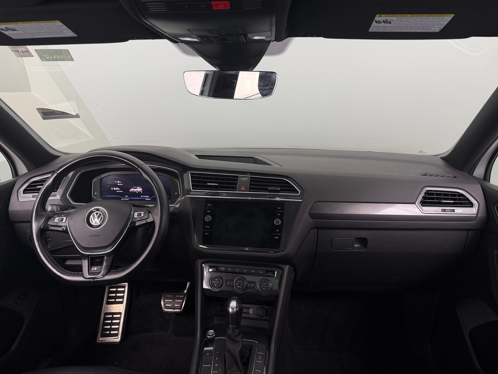 Thumbnail: 2019 Volkswagen Tiguan - 2