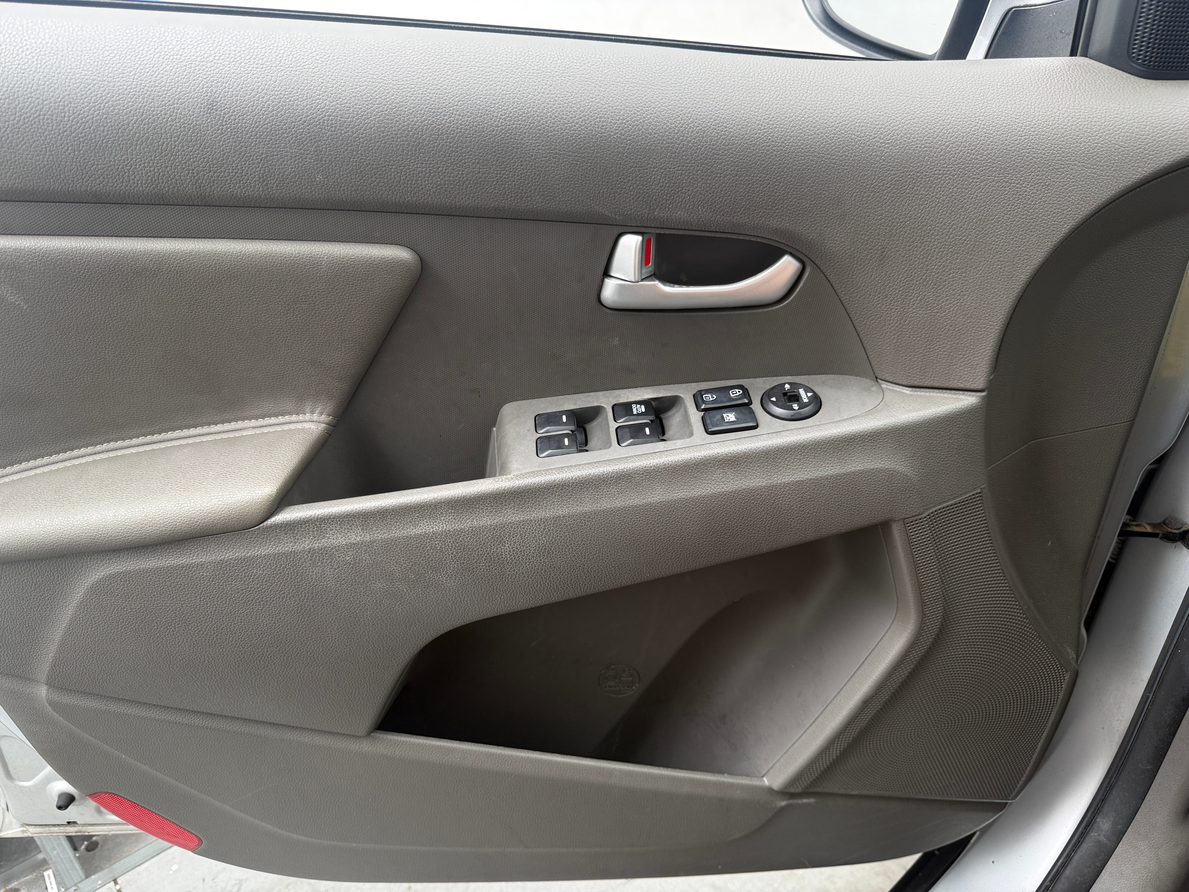 Used 2014 Kia Sportage LX with VIN KNDPB3ACXE7565258 for sale in South Chesterfield, VA