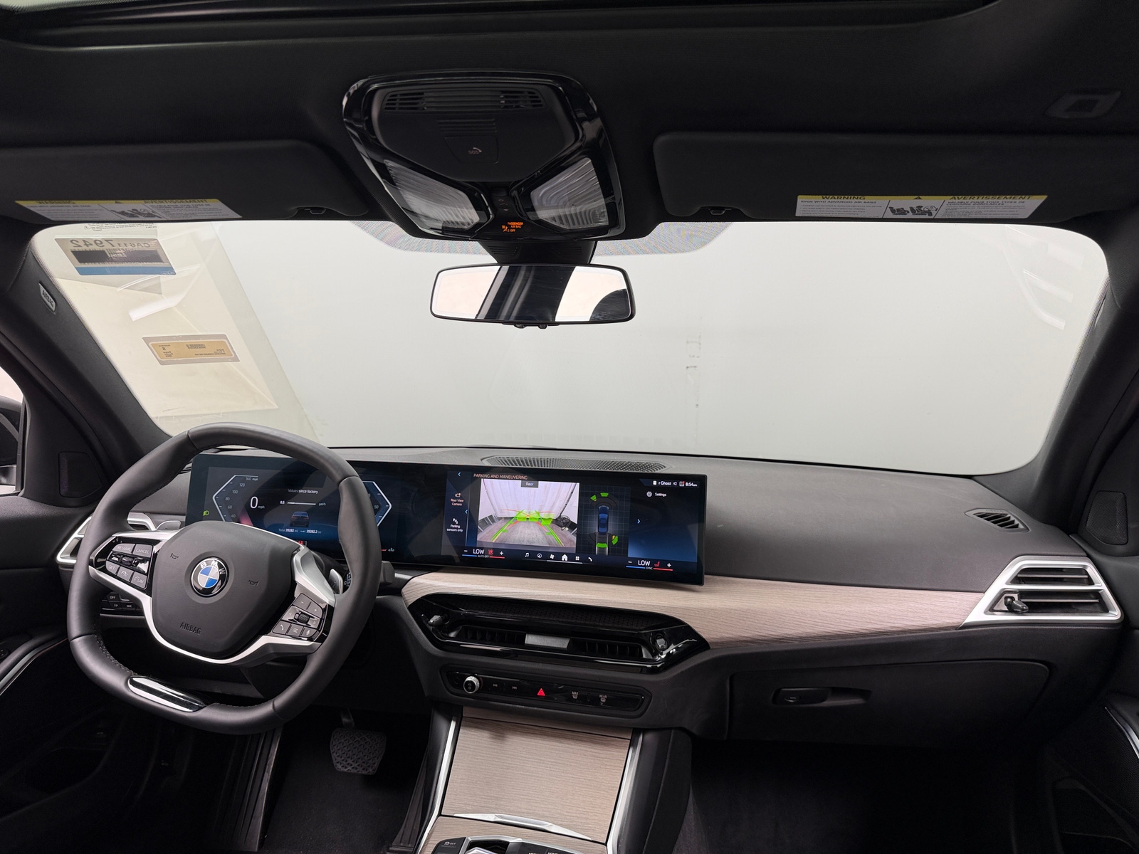 Thumbnail: 2025 BMW 3 Series - 2