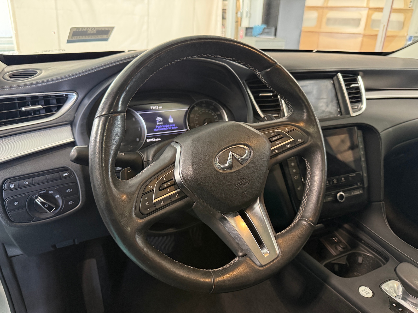 Thumbnail: 2019 INFINITI QX50 - 4