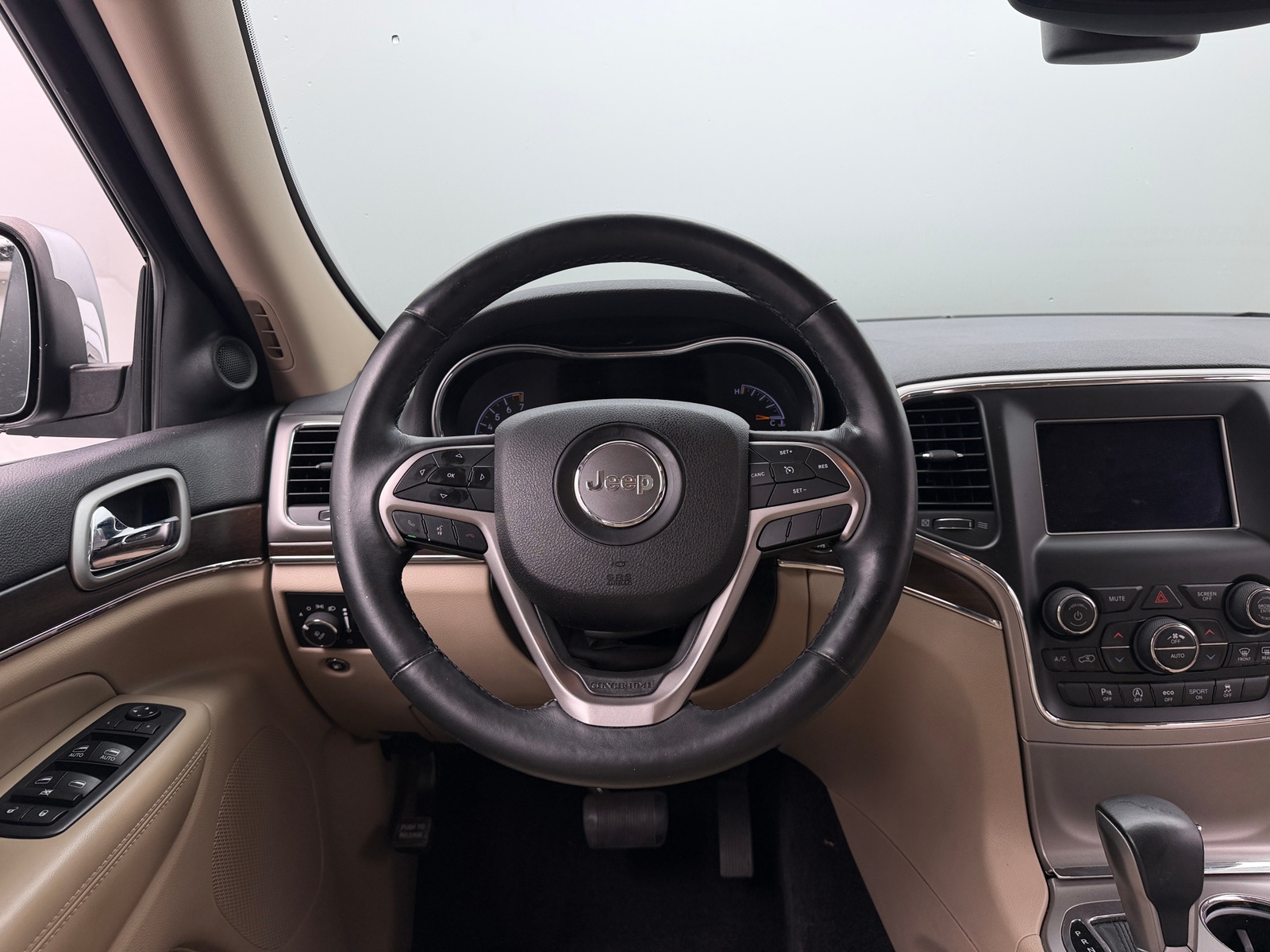 Thumbnail: 2018 Jeep Grand Cherokee - 4
