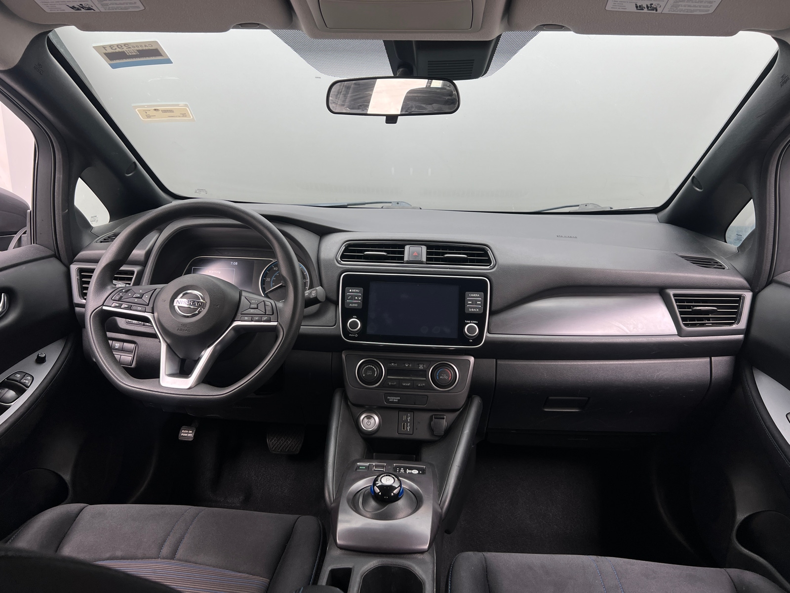 Thumbnail: 2020 Nissan Leaf - 3