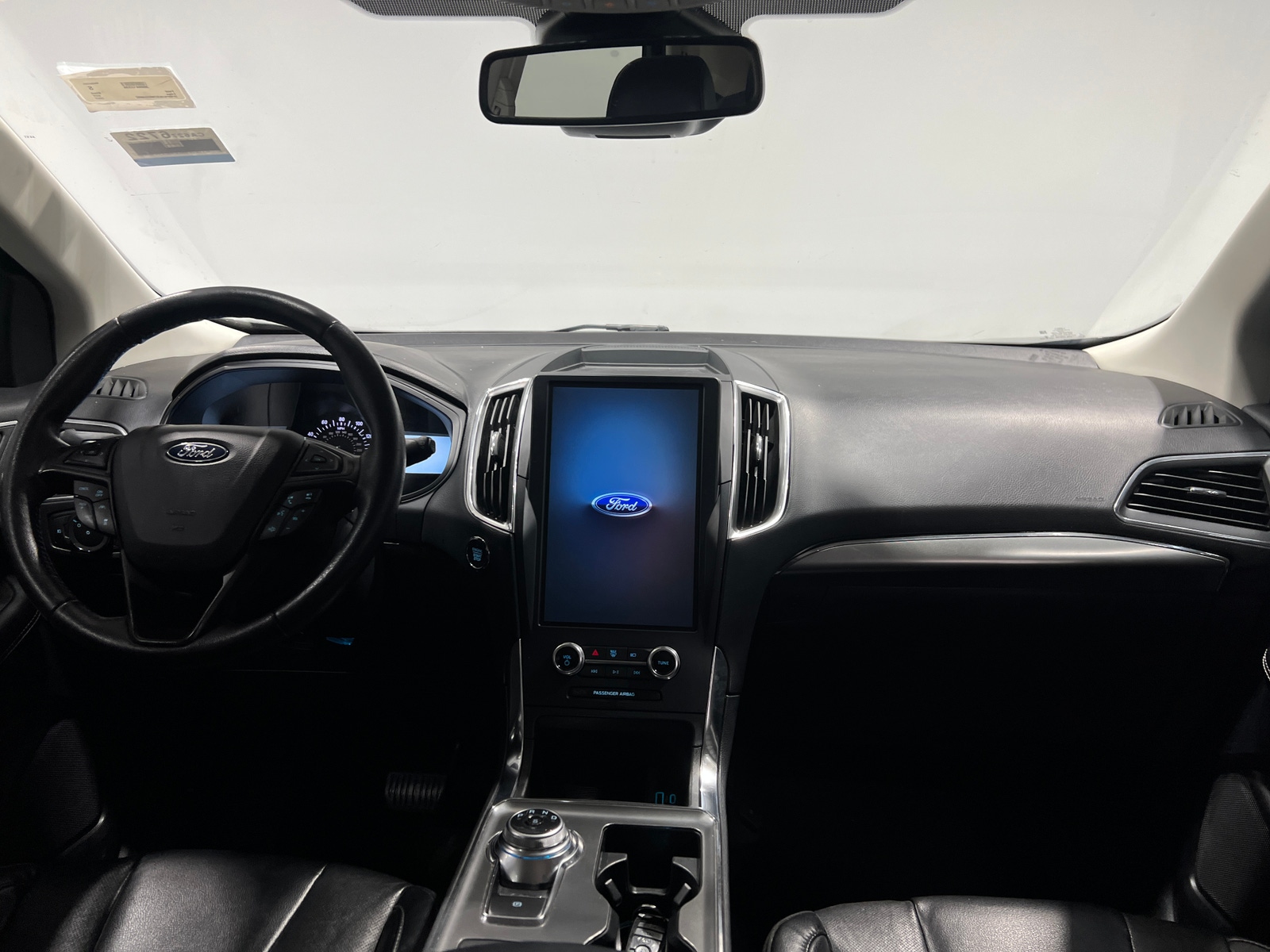 Thumbnail: 2022 Ford Edge - 2