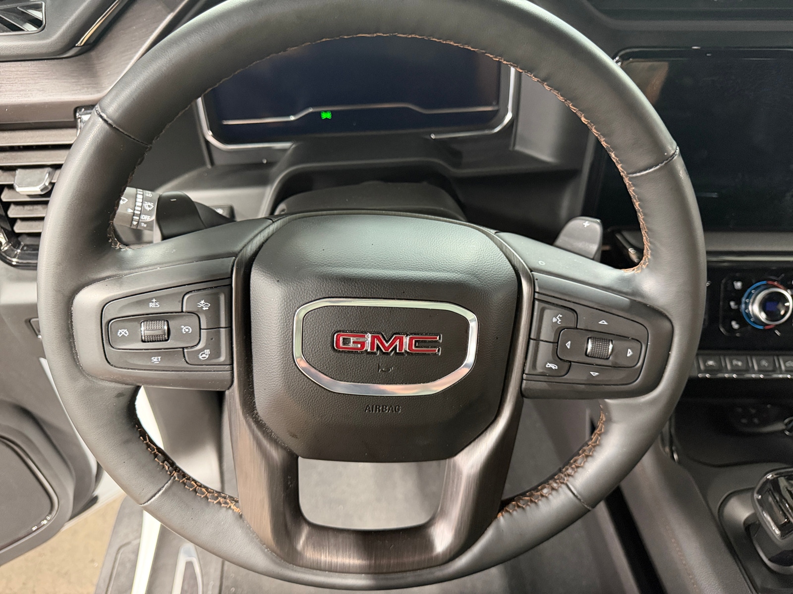 Thumbnail: 2024 GMC Sierra 1500 - 3