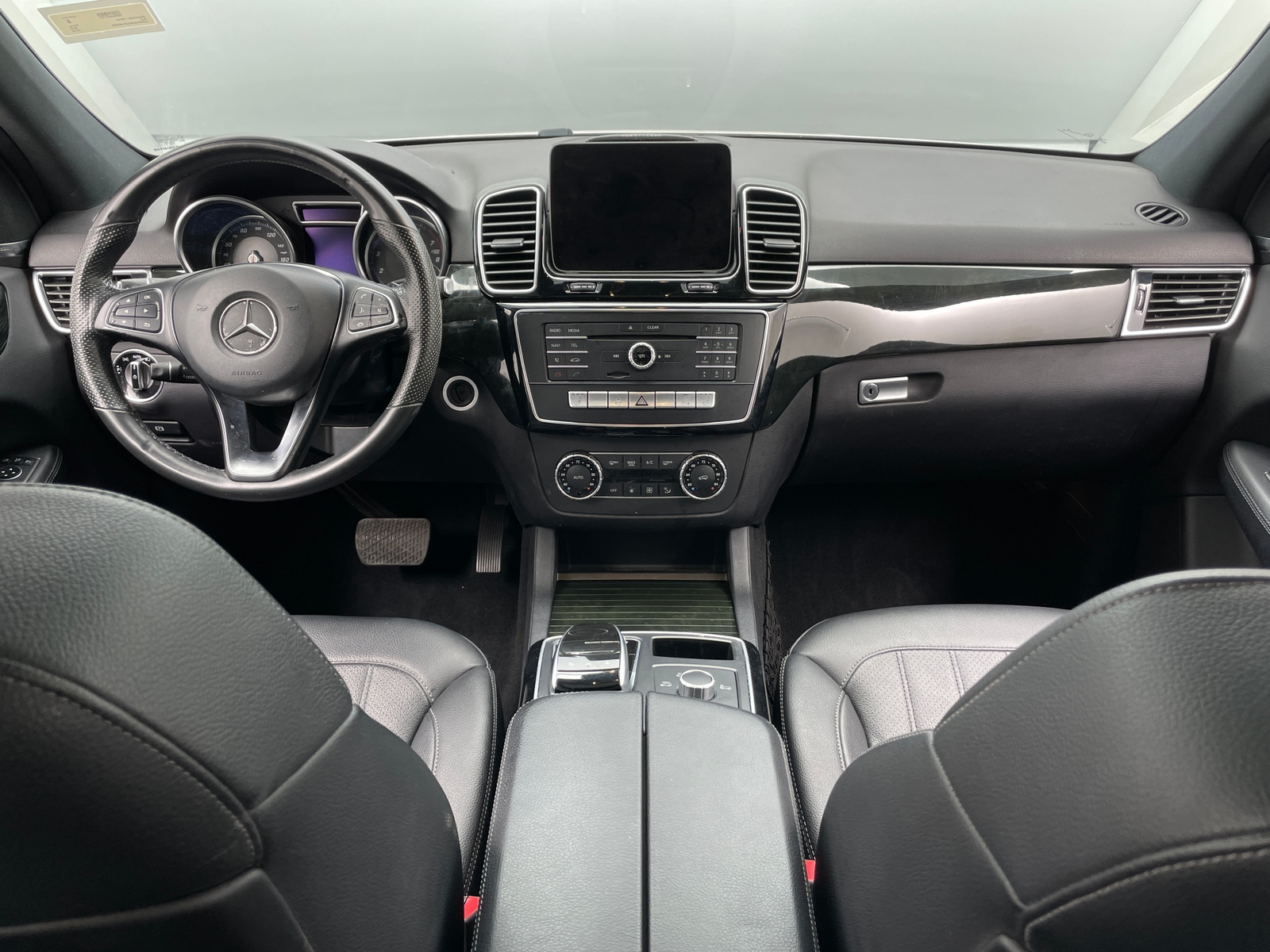 Thumbnail: 2018 Mercedes-Benz GLE - 2