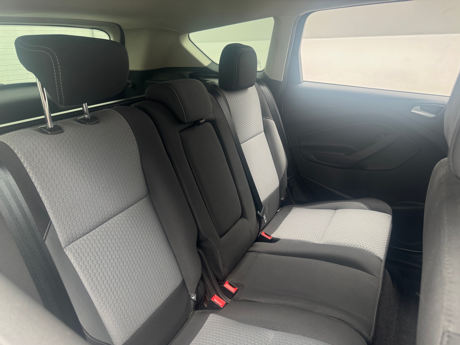 Thumbnail: 2017 Ford Escape - 6